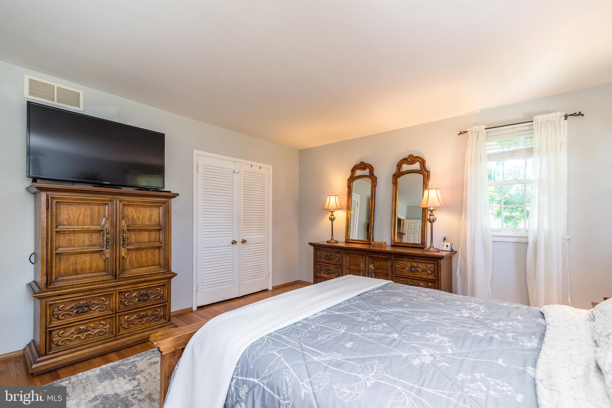 CHURCHVILLE MANOR - Residential