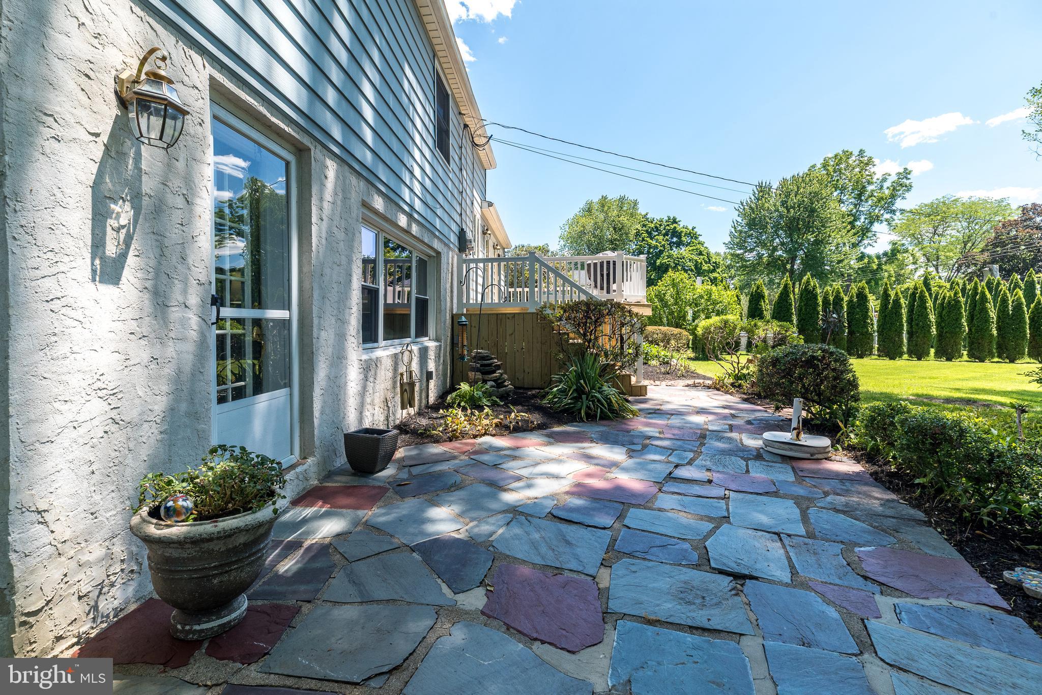 CHURCHVILLE MANOR - Residential