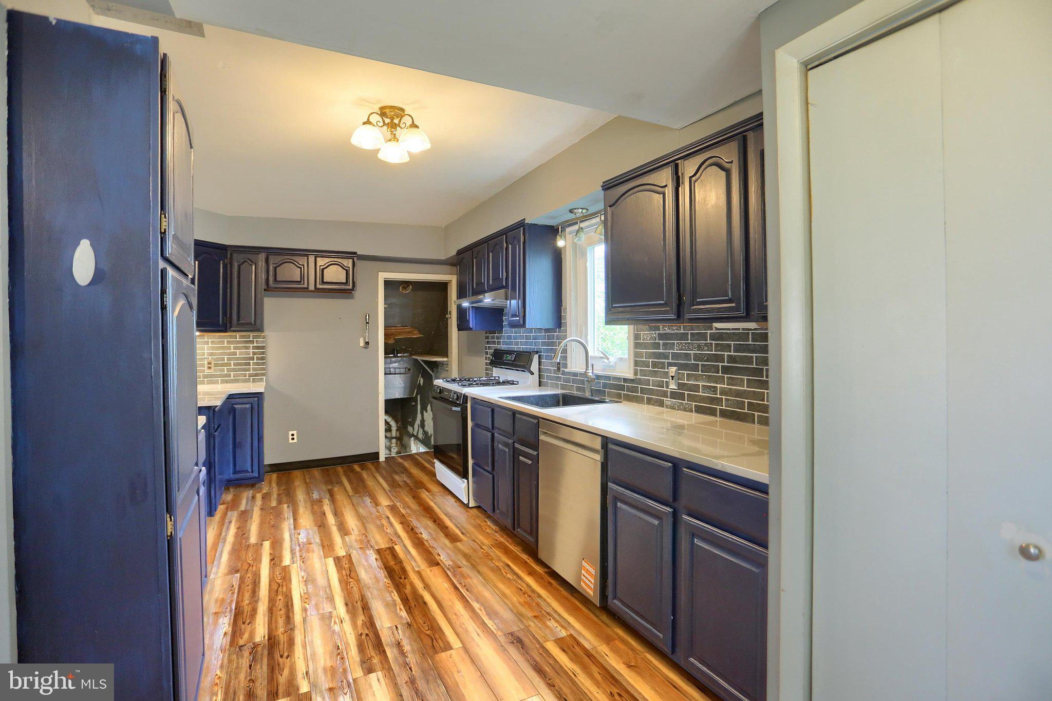 OVERLOOK HILLS - Residential