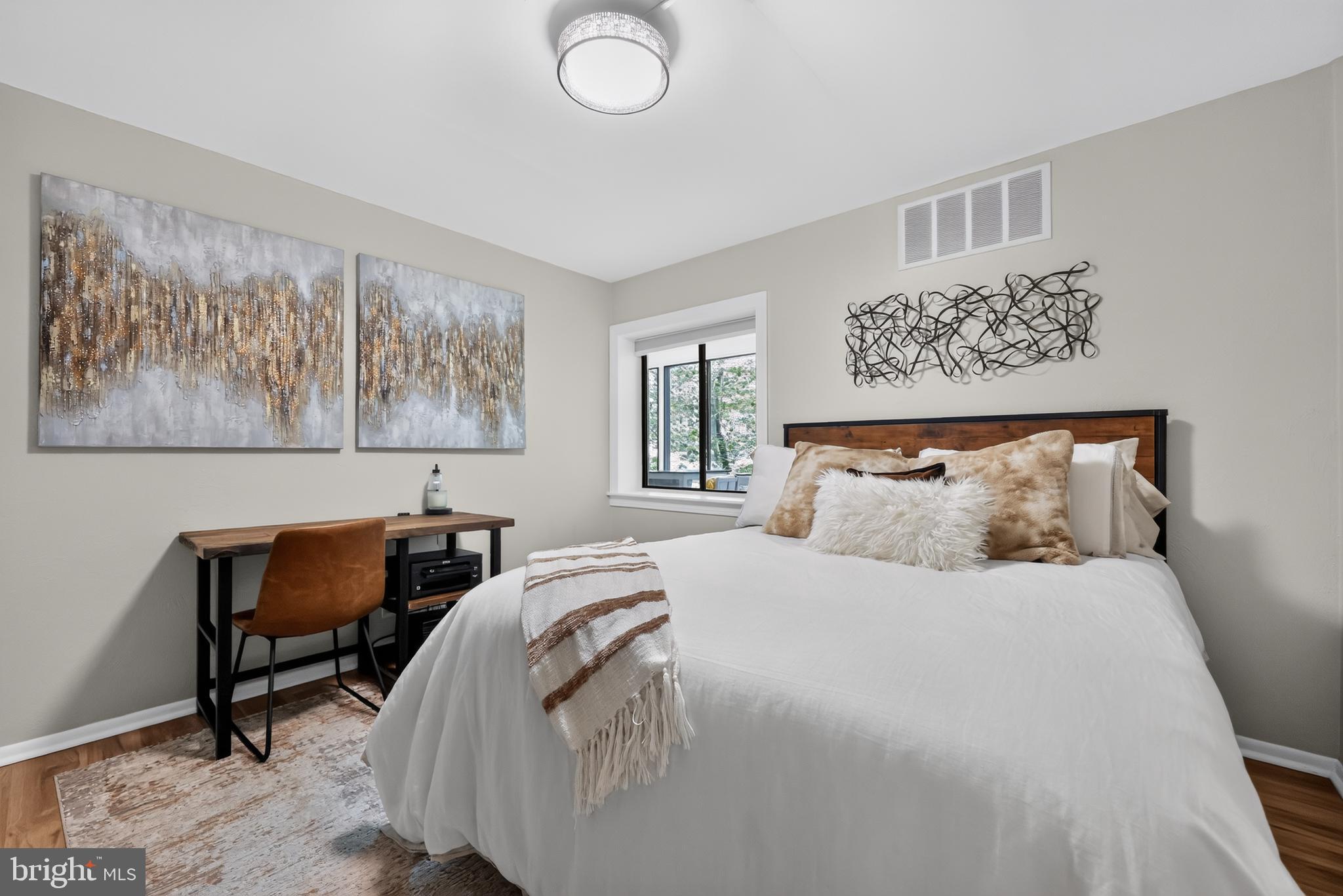 HICKORY HILL - Residential