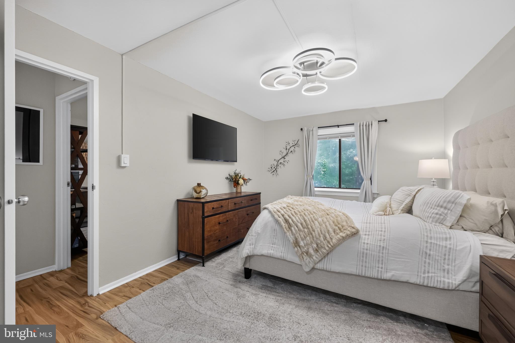 HICKORY HILL - Residential
