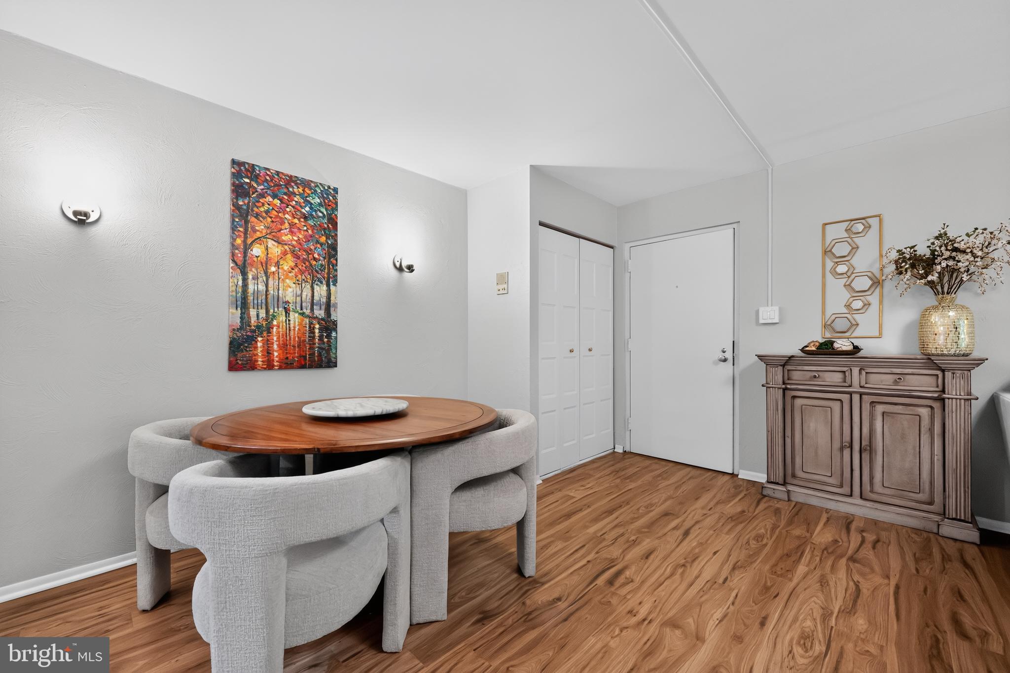HICKORY HILL - Residential