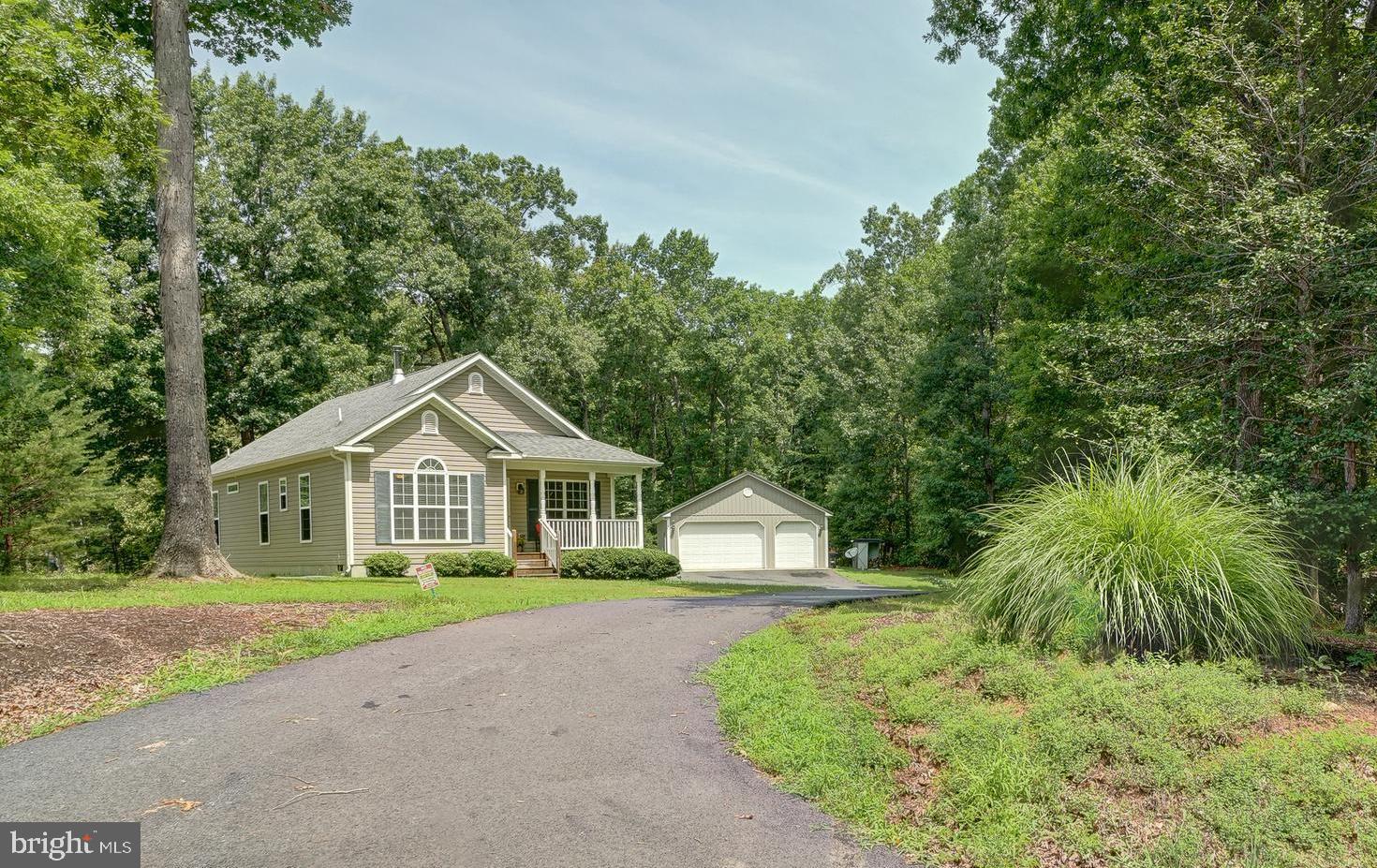 OAK LANDING - Residential