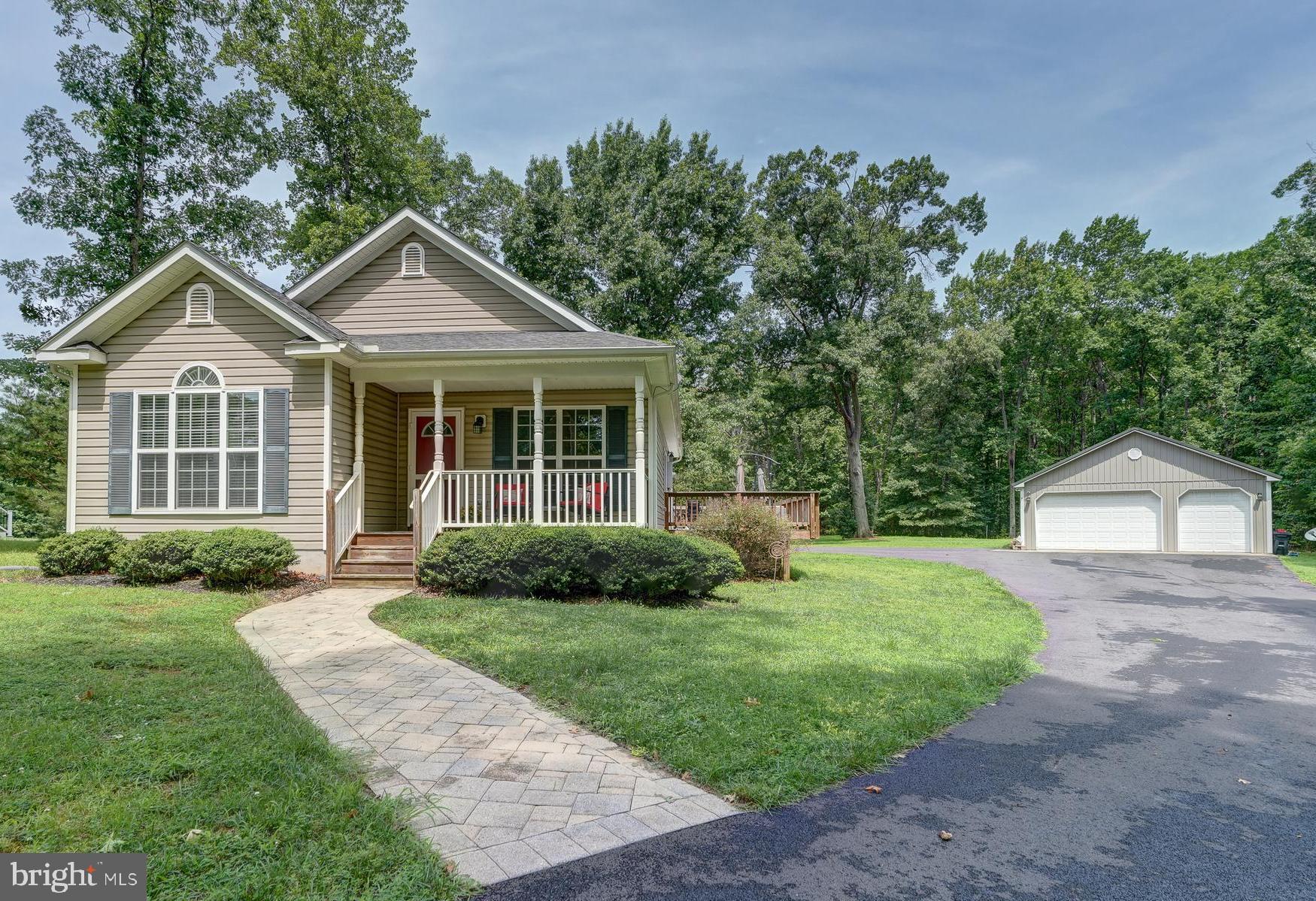 OAK LANDING - Residential