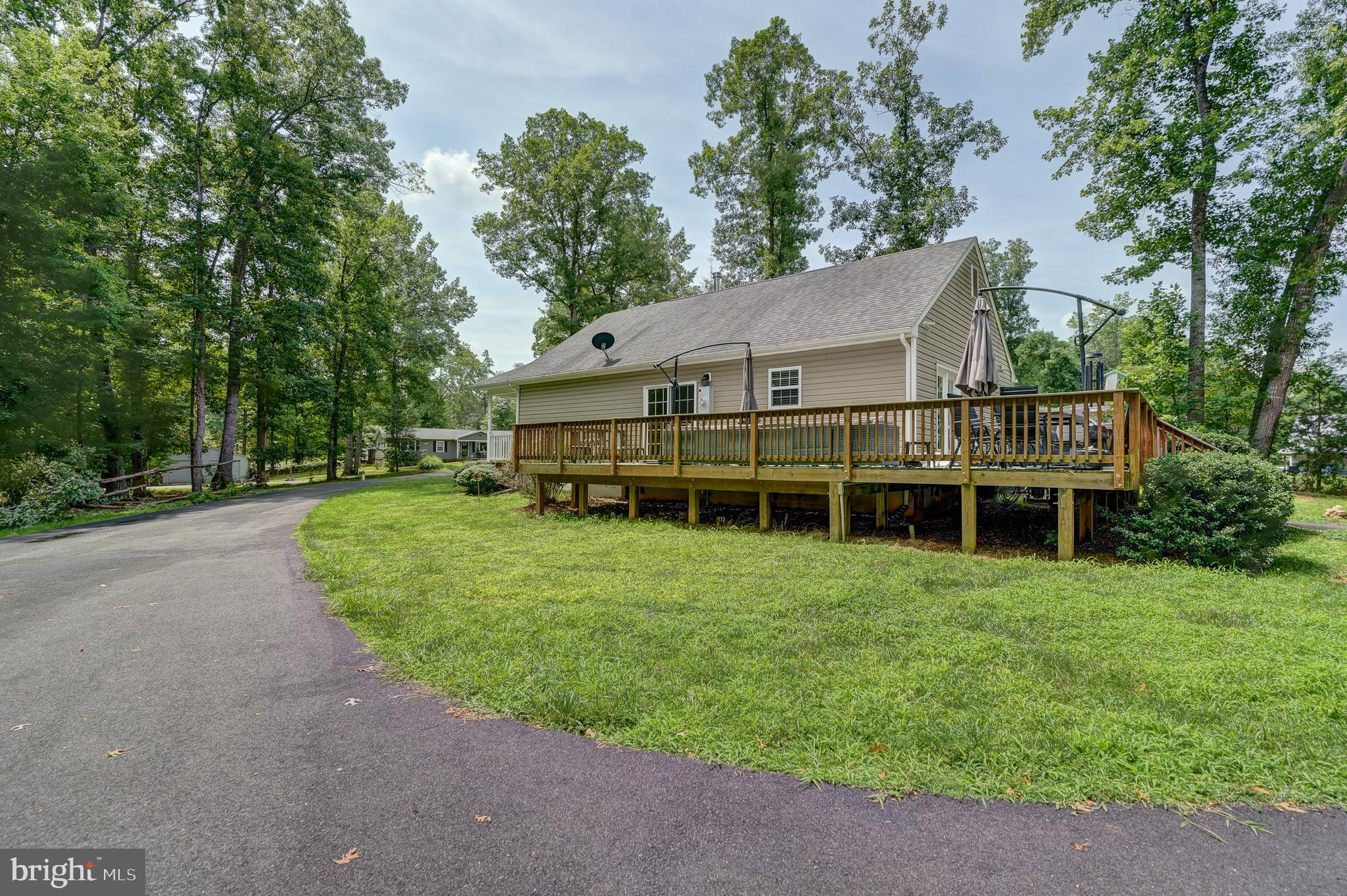 OAK LANDING - Residential