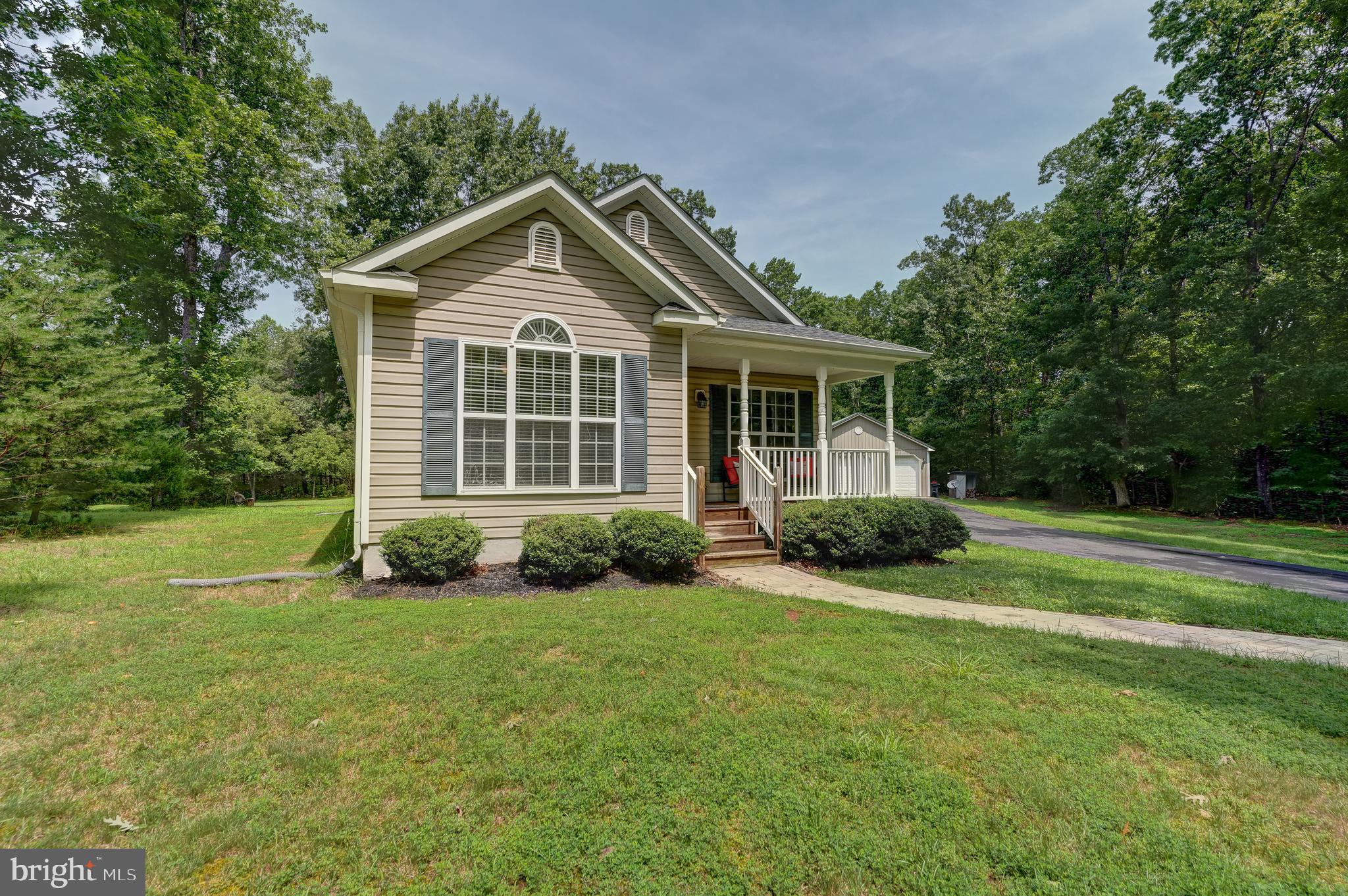 OAK LANDING - Residential