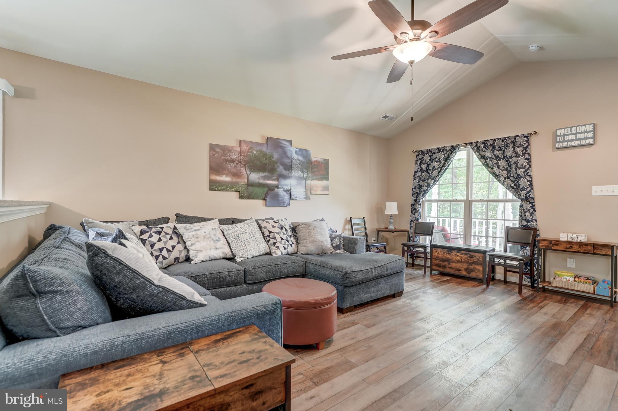 OAK LANDING - Residential