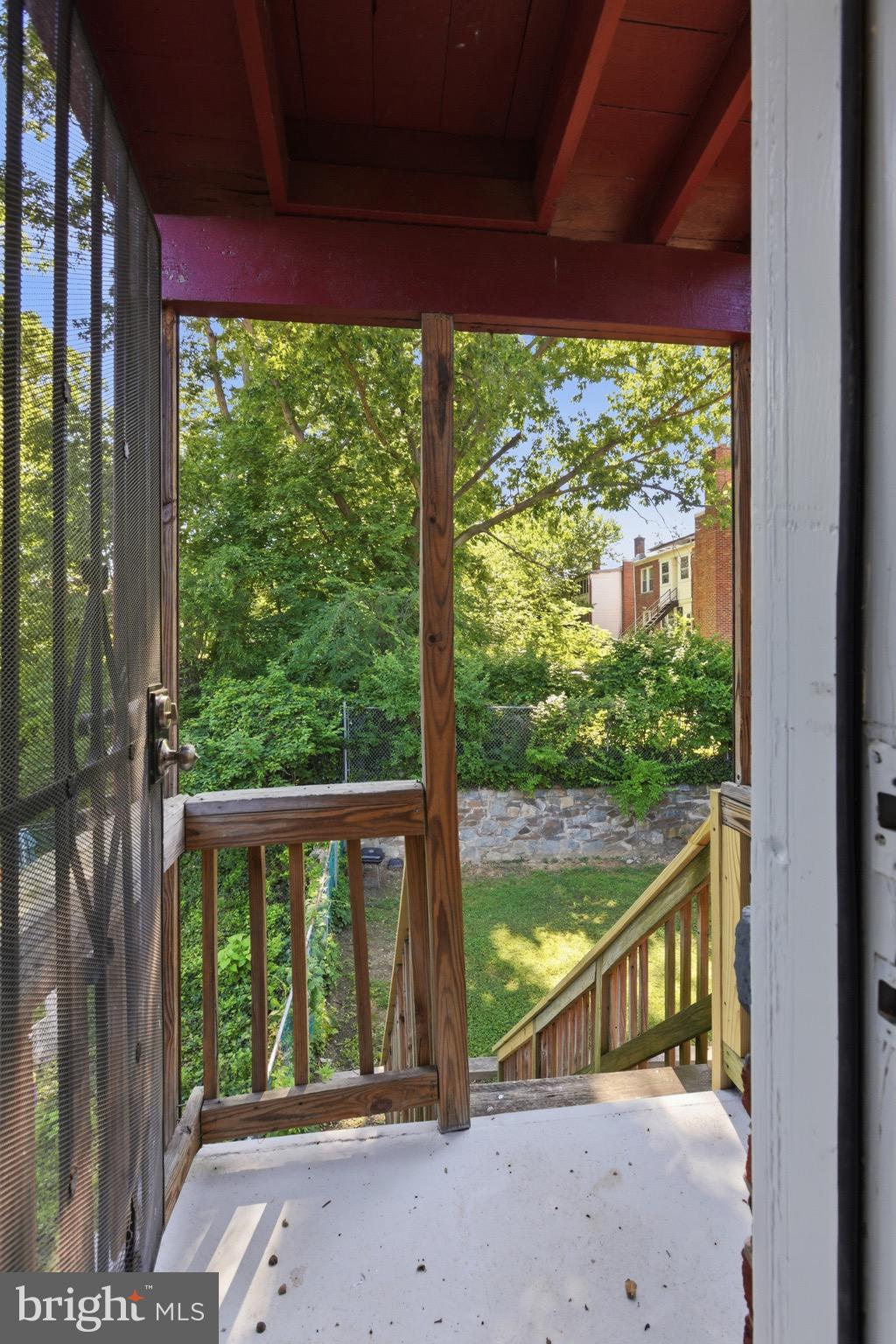 HILL CREST - Residential Income