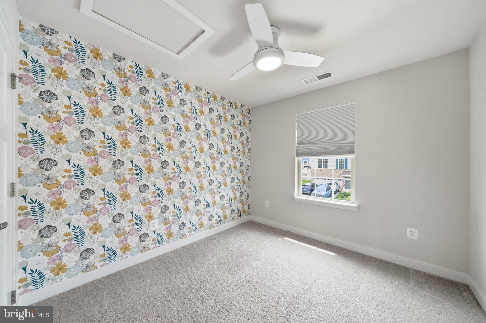 LAKE LINGANORE - Residential