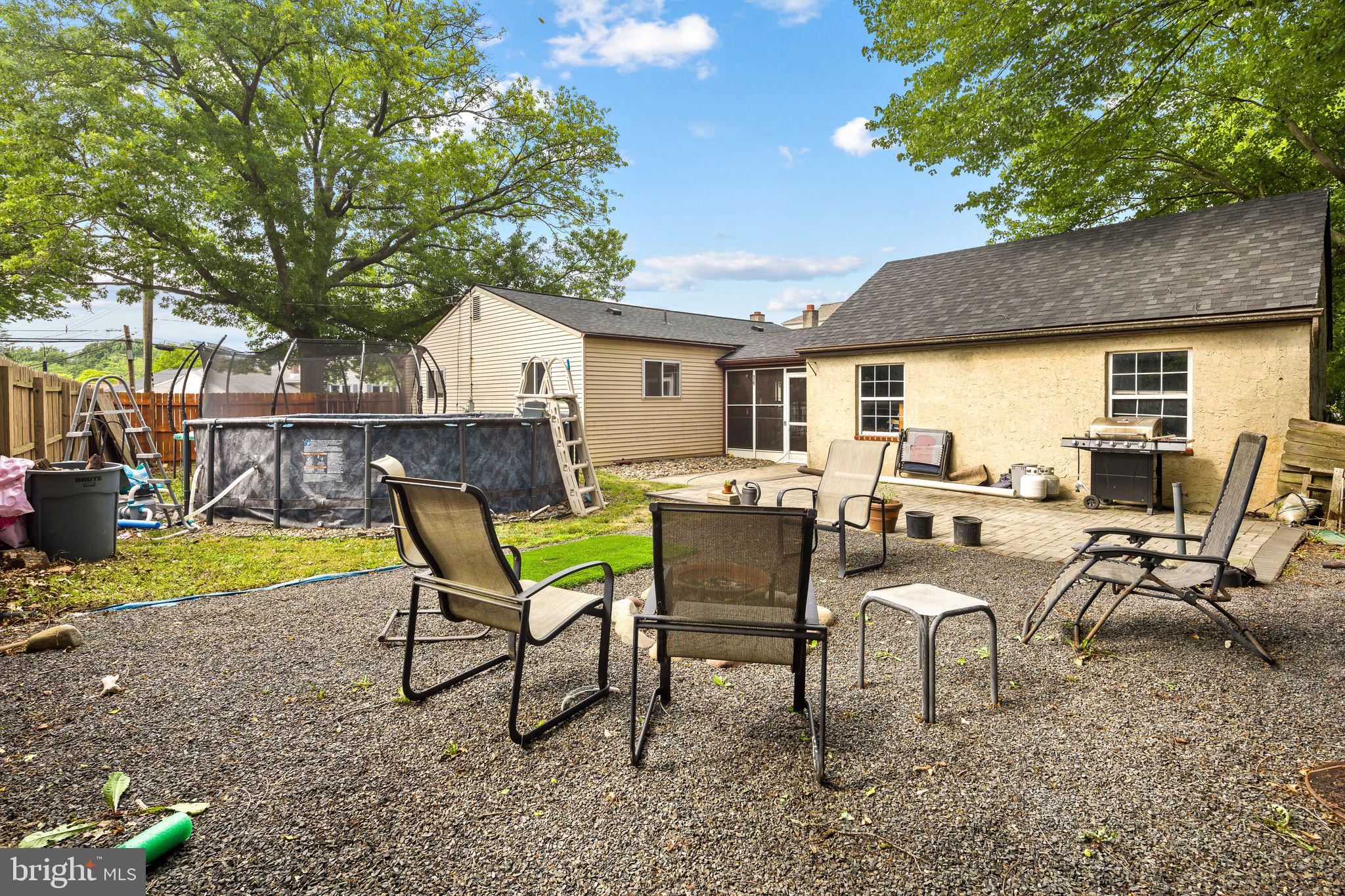 FAIROAKS - Residential