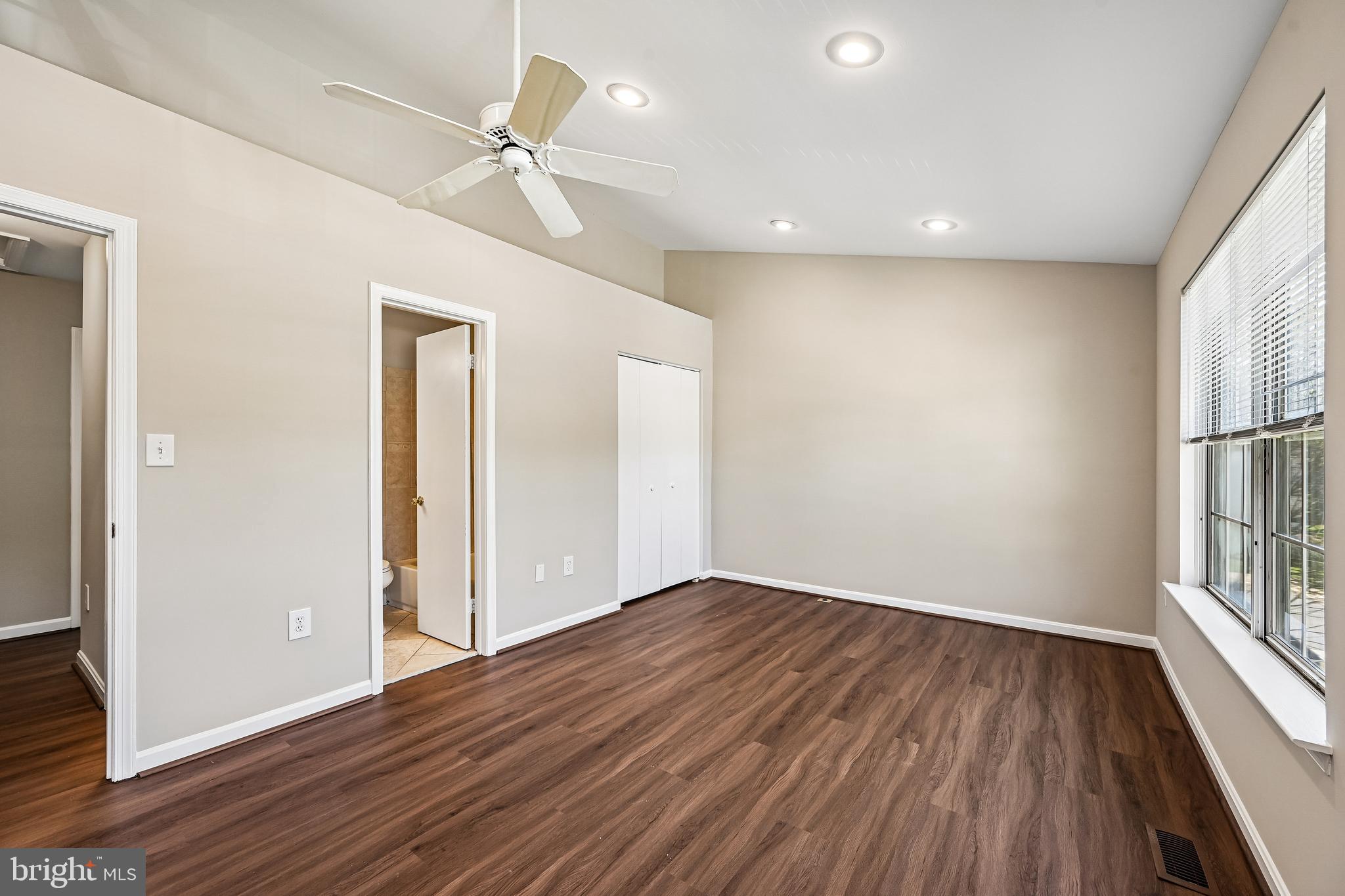 TANGLEWOOD - Residential