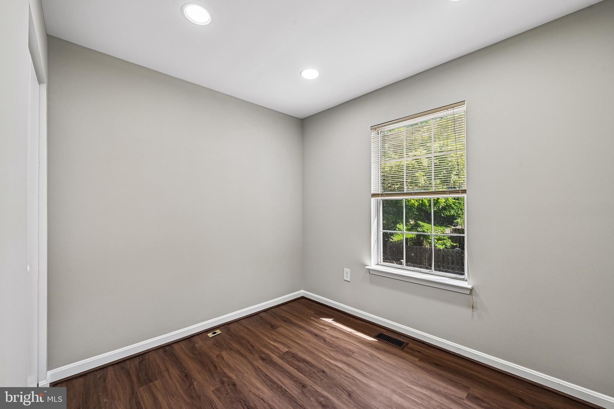 TANGLEWOOD - Residential