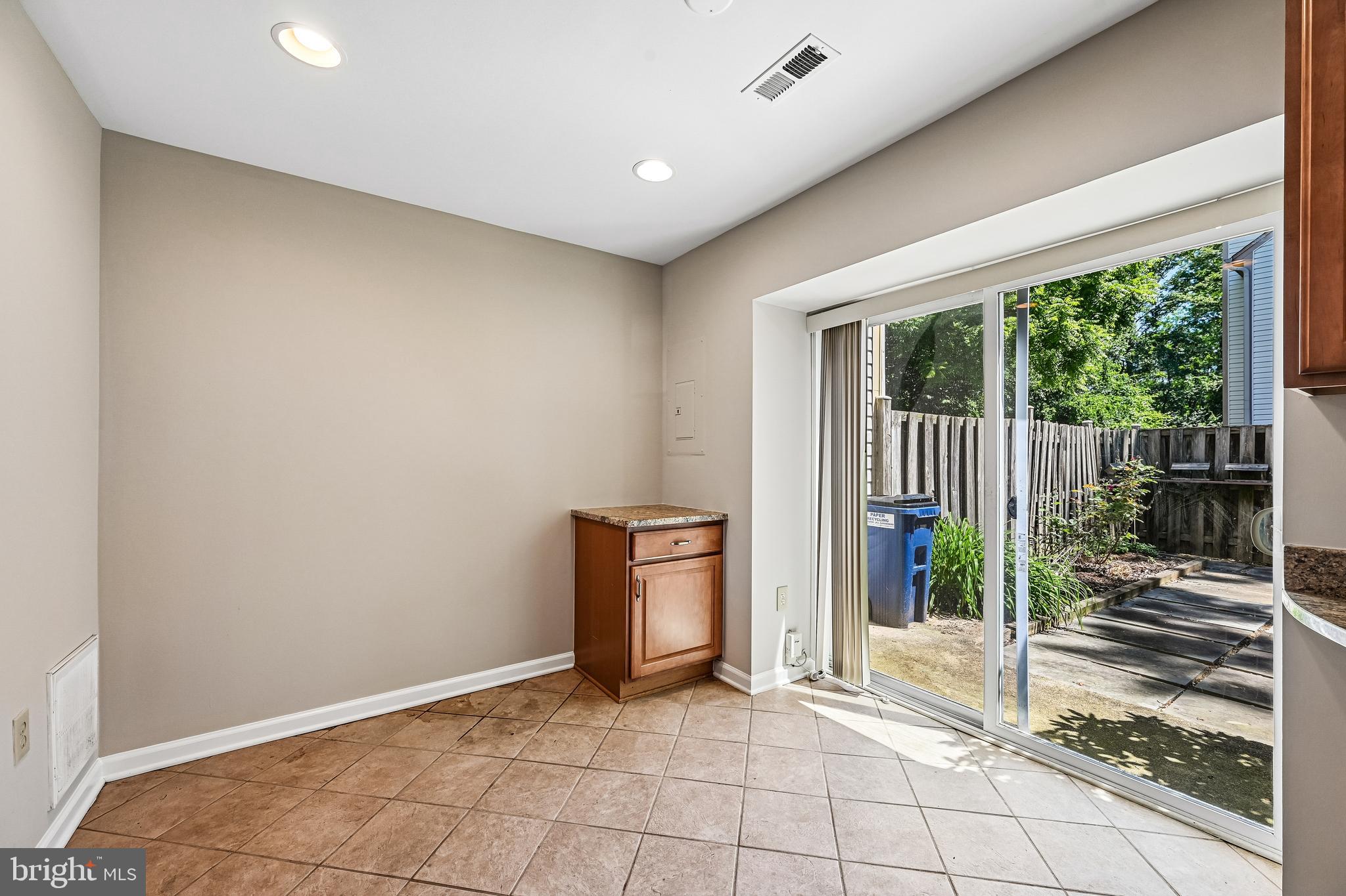 TANGLEWOOD - Residential