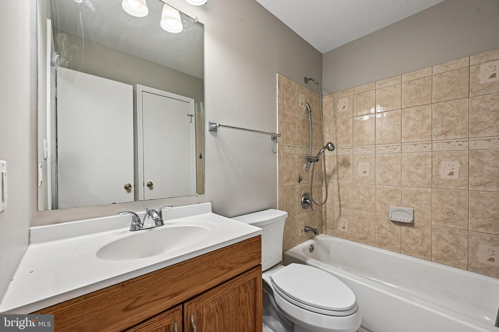 TANGLEWOOD - Residential