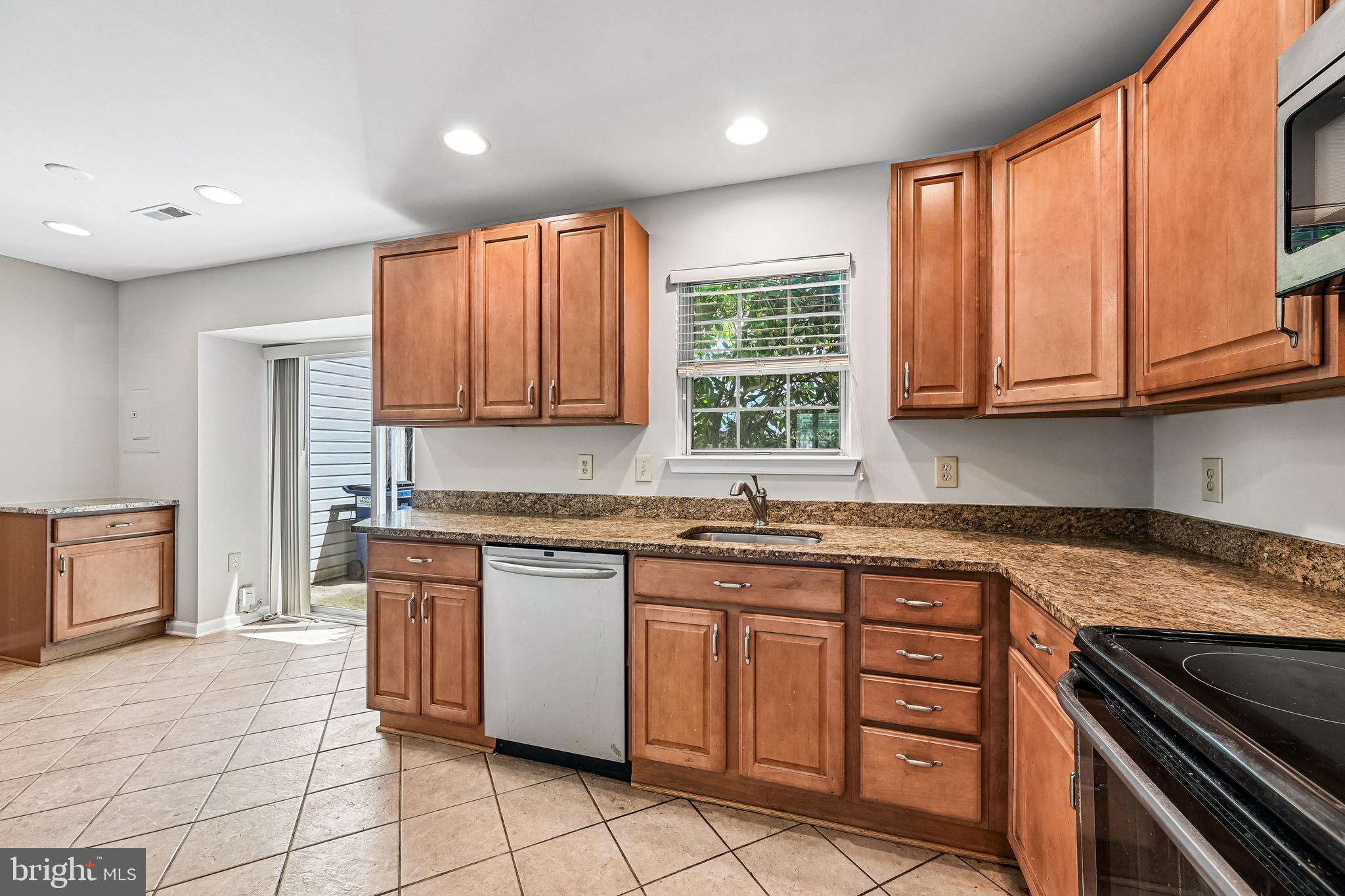 TANGLEWOOD - Residential