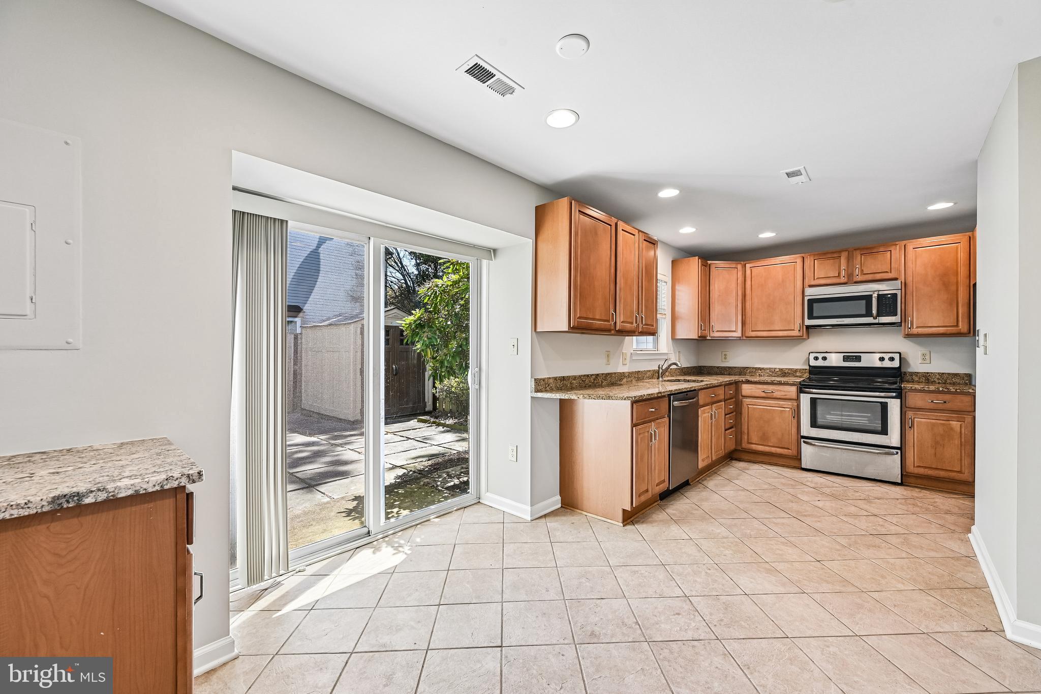 TANGLEWOOD - Residential