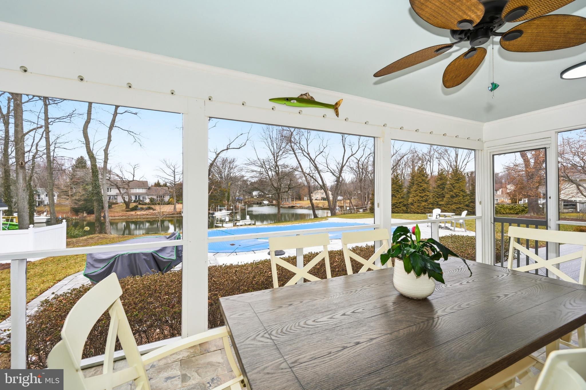 QUEEN ANNE COLONY - Residential