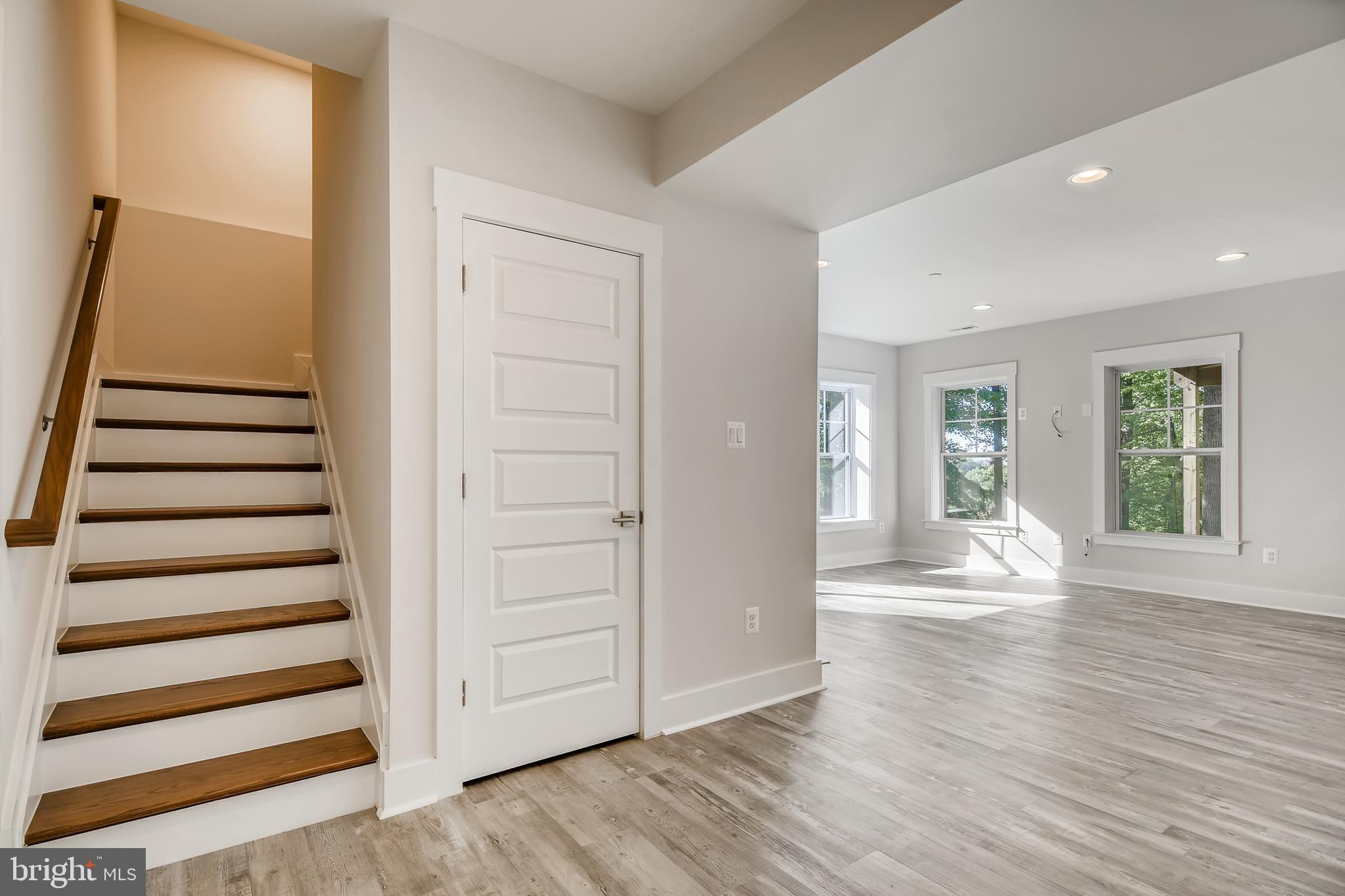 HAMPTON - Residential
