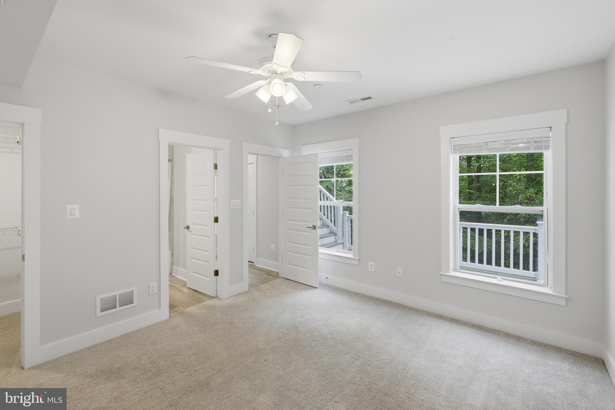 HAMPTON - Residential