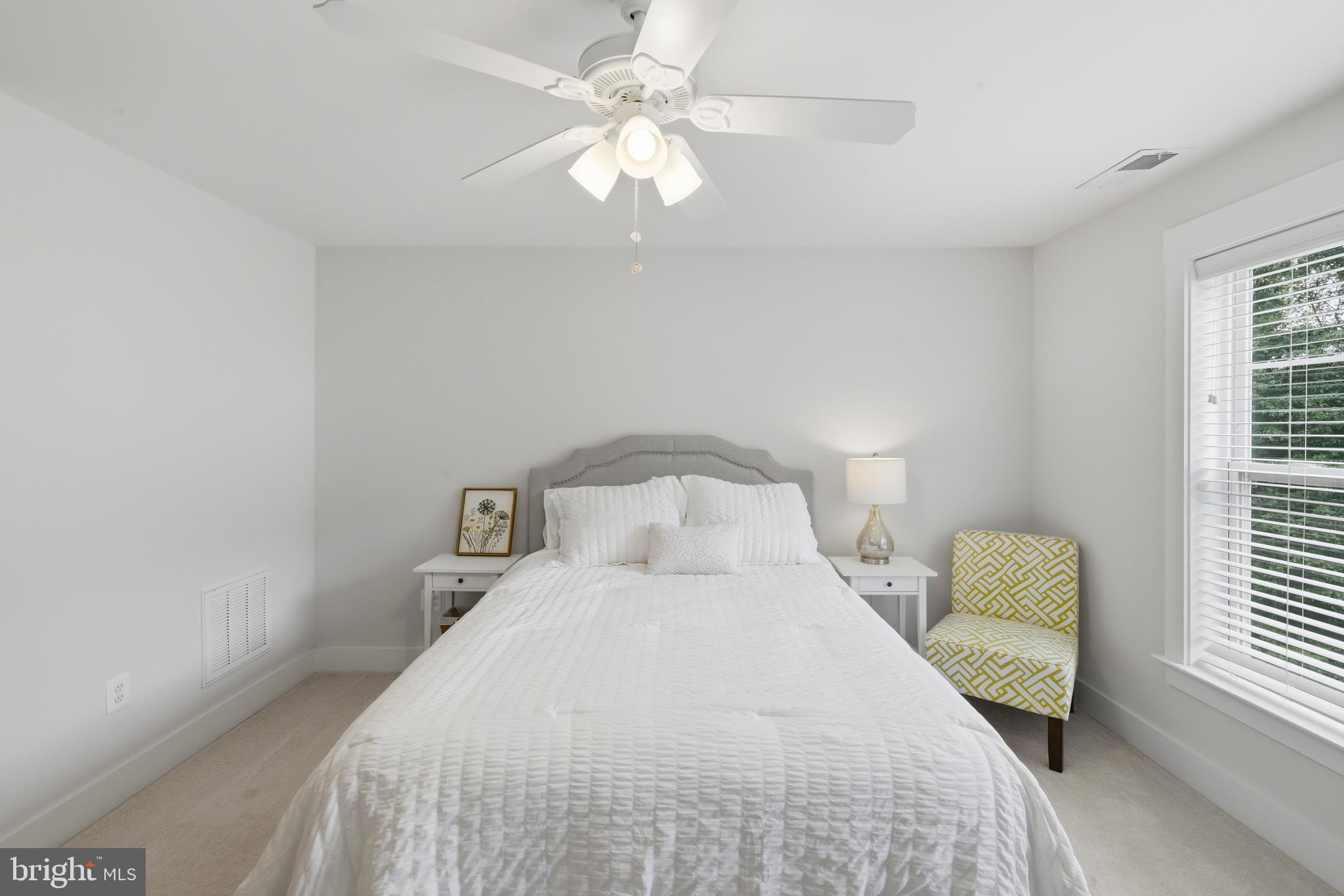 HAMPTON - Residential