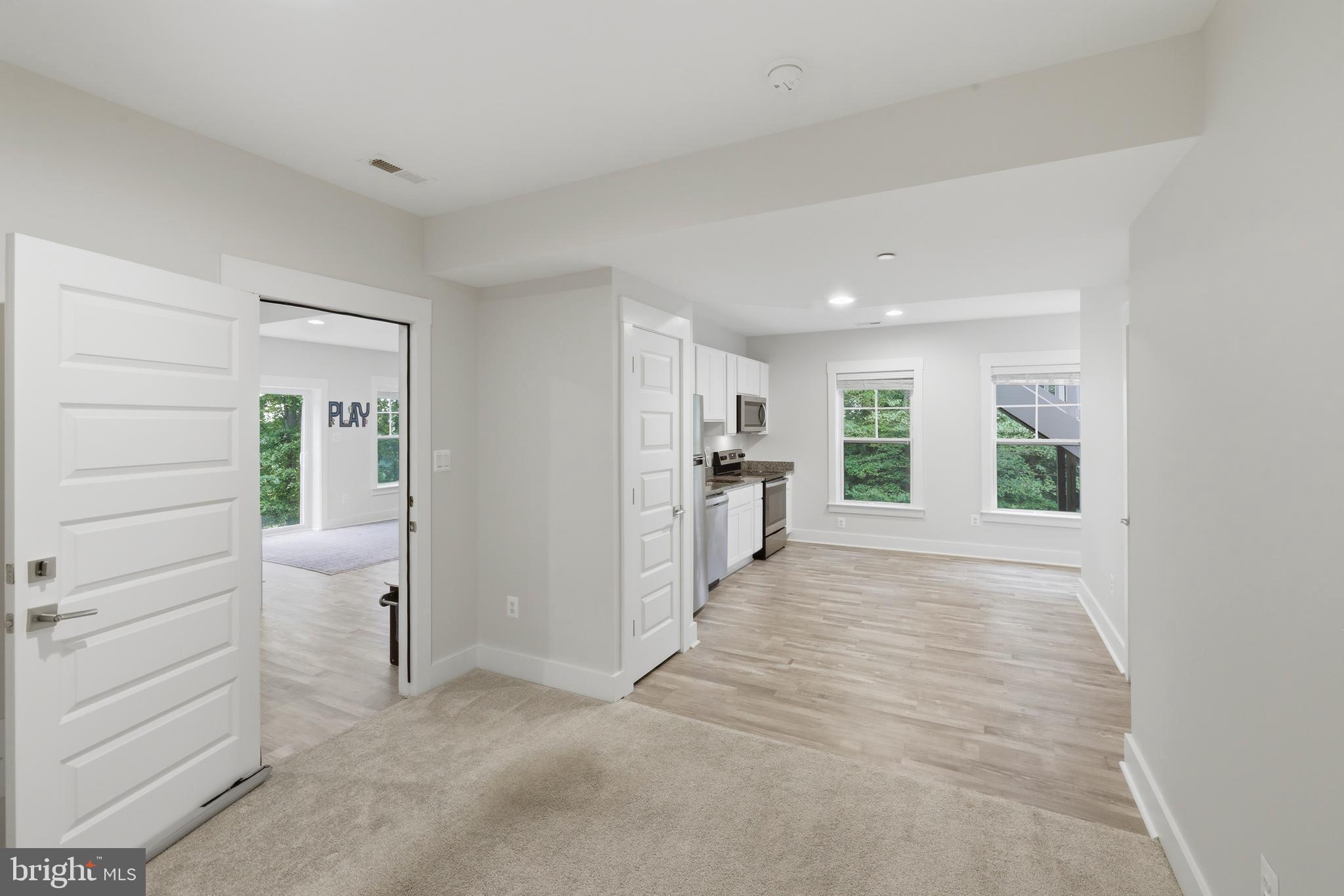 HAMPTON - Residential