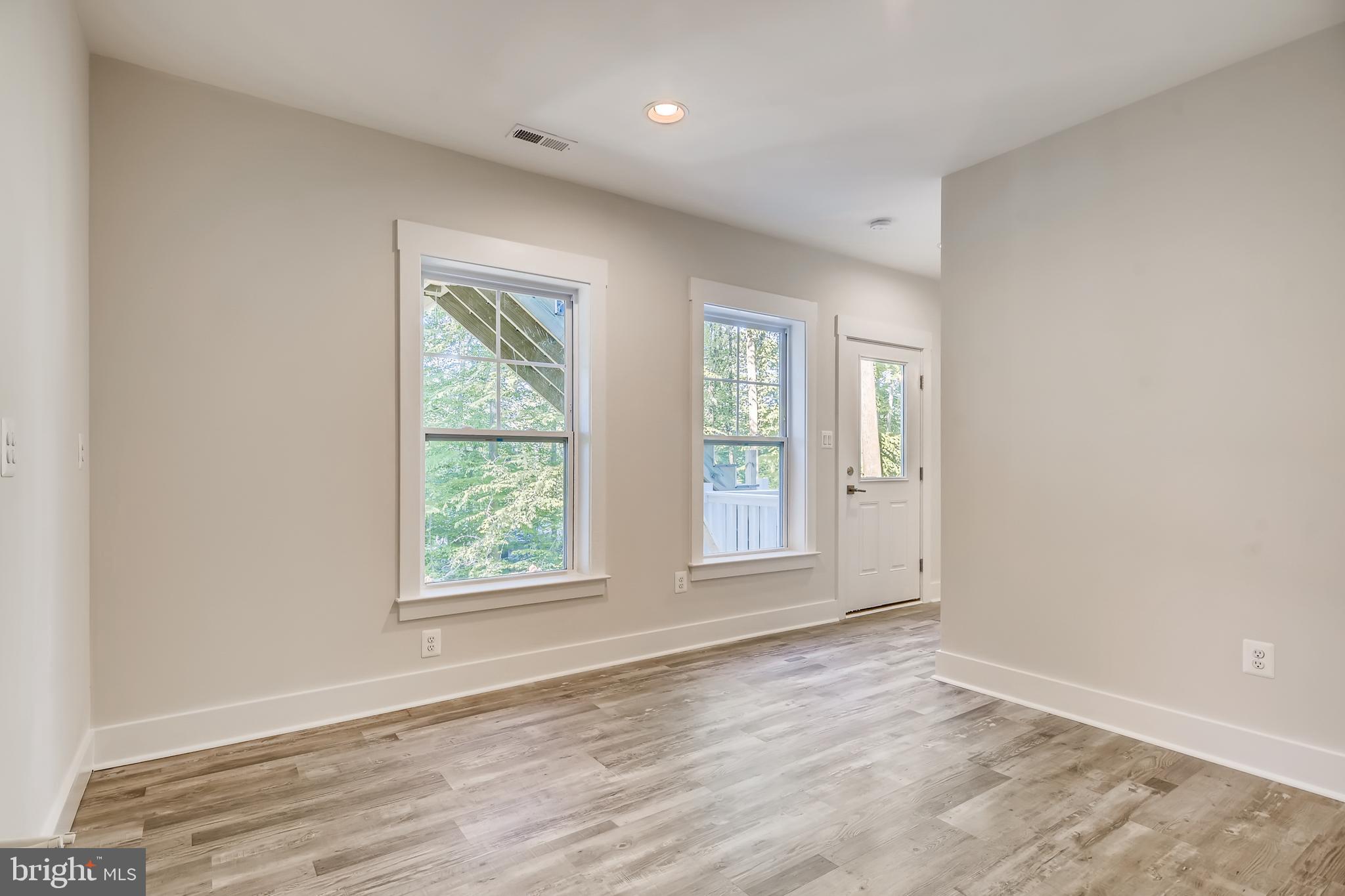 HAMPTON - Residential