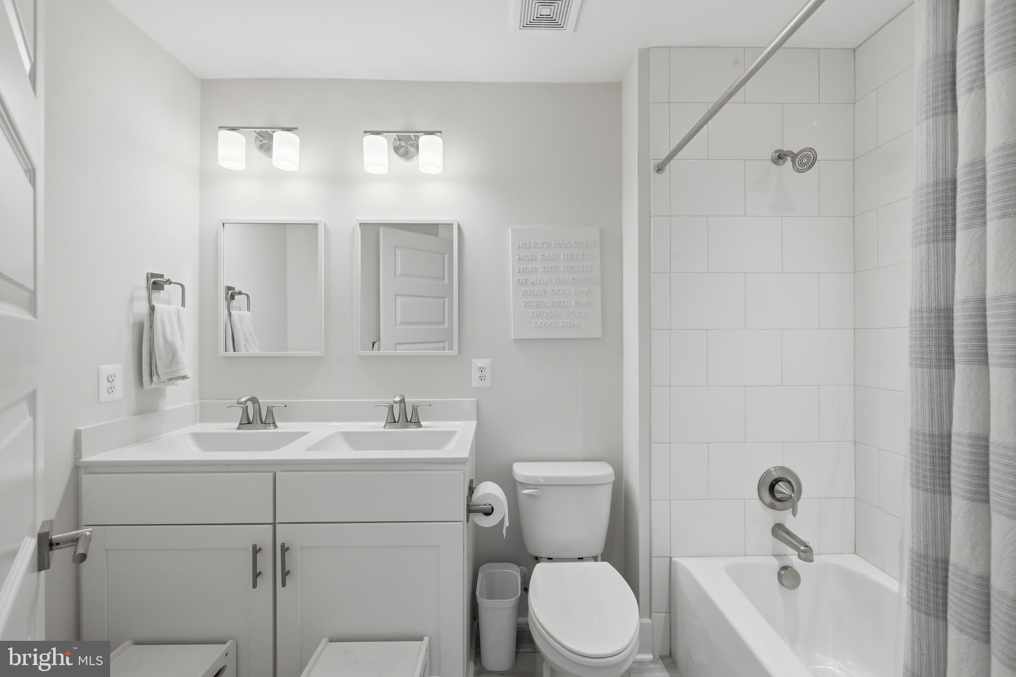 HAMPTON - Residential