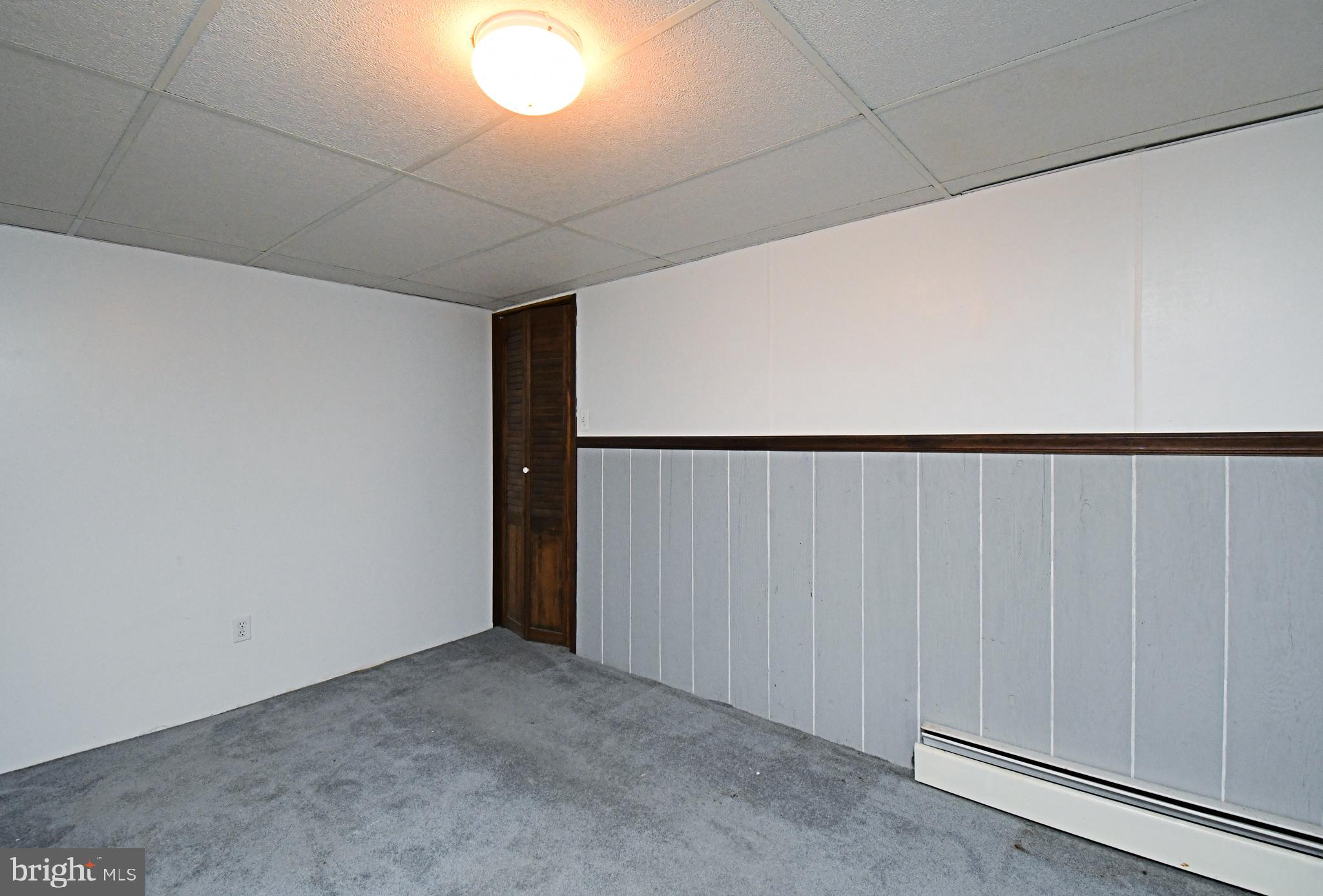 DOUGLAS MEADOWS - Residential