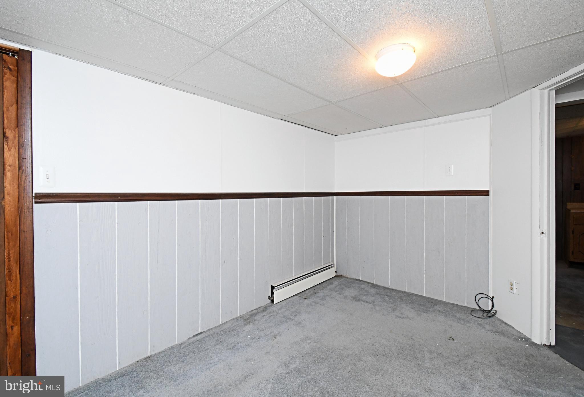 DOUGLAS MEADOWS - Residential