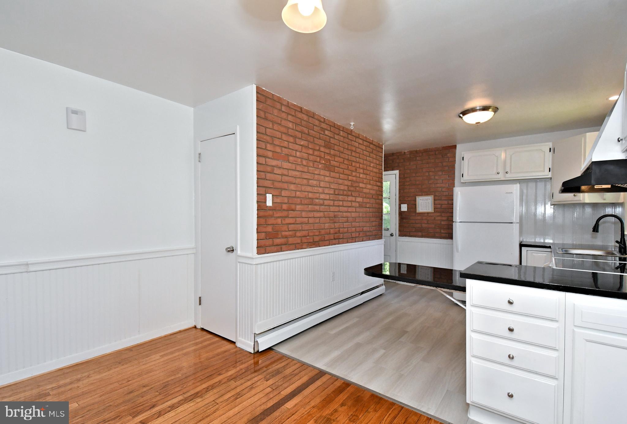 DOUGLAS MEADOWS - Residential