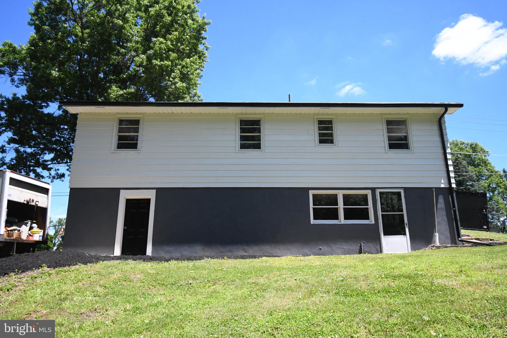 DOUGLAS MEADOWS - Residential