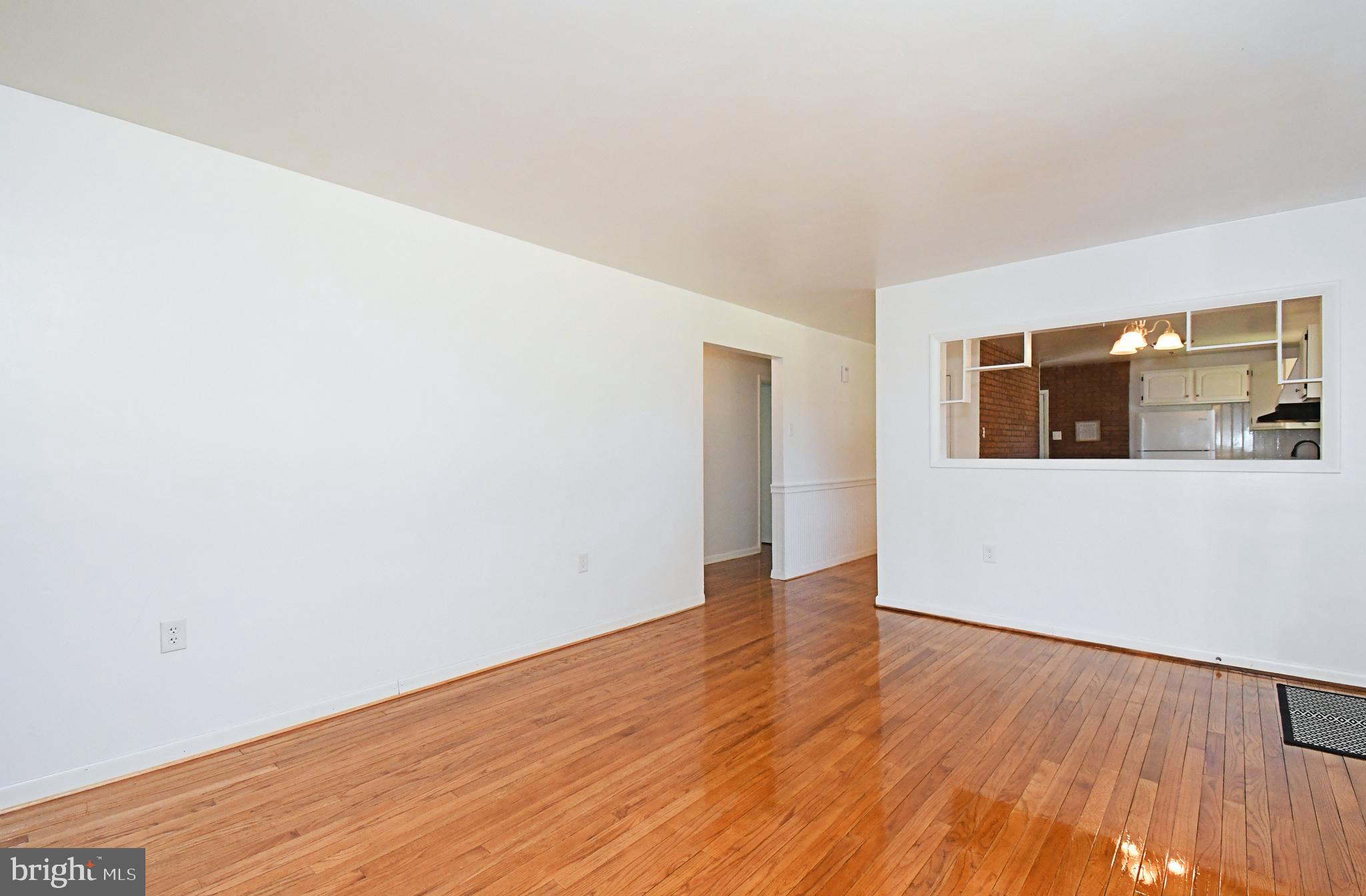 DOUGLAS MEADOWS - Residential
