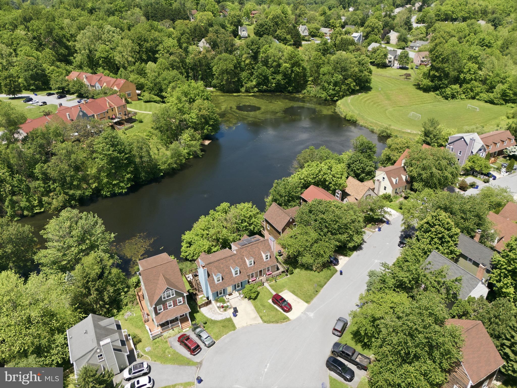 COURTS OF PINEHURST - Residential