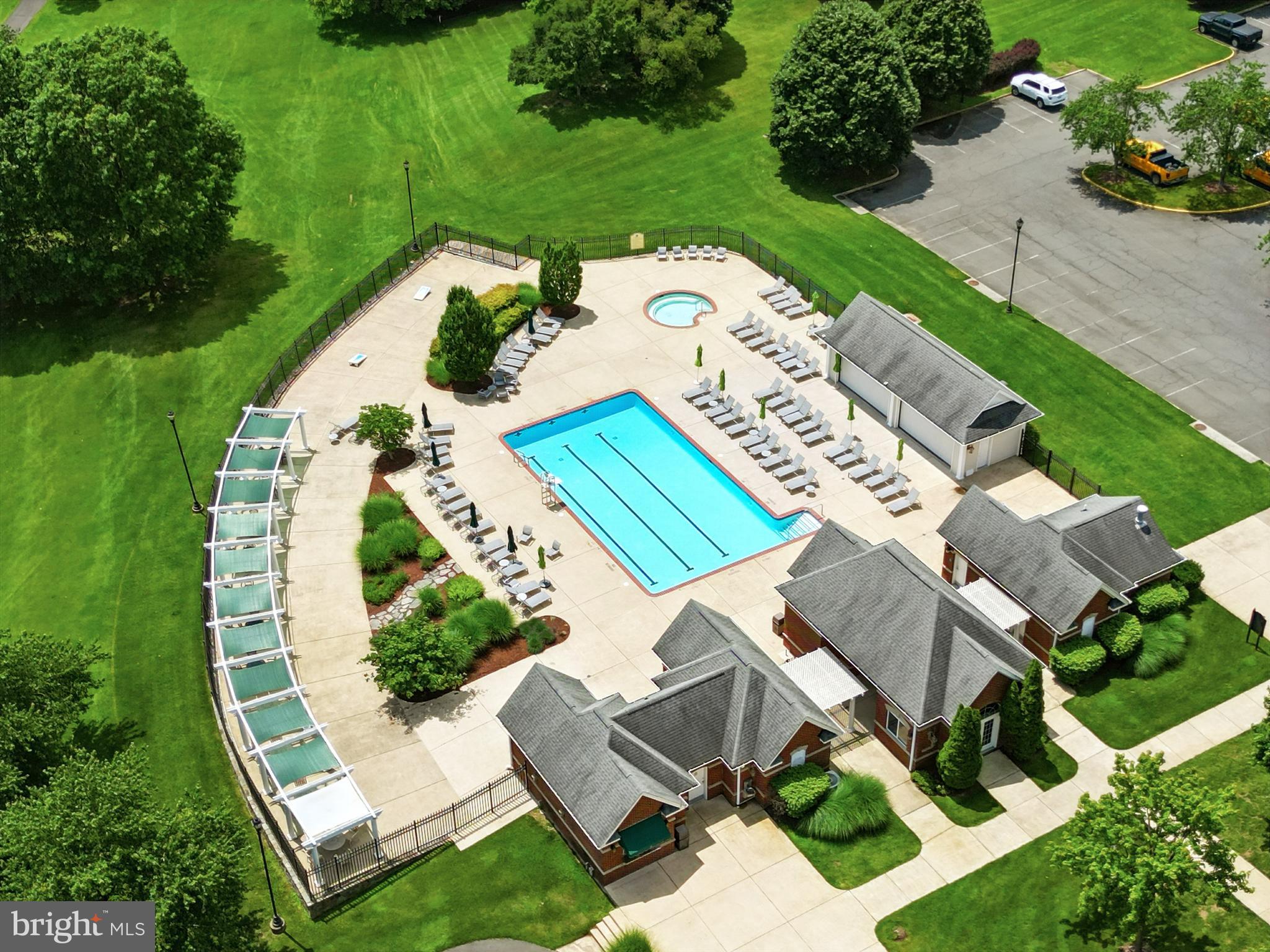 CHASE AT BELMONT COUNTRY - Residential