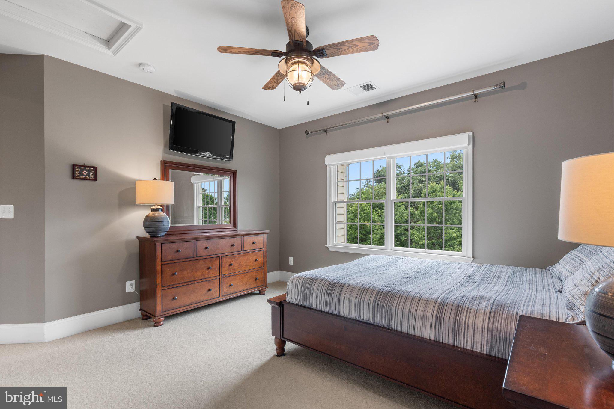 CHASE AT BELMONT COUNTRY - Residential