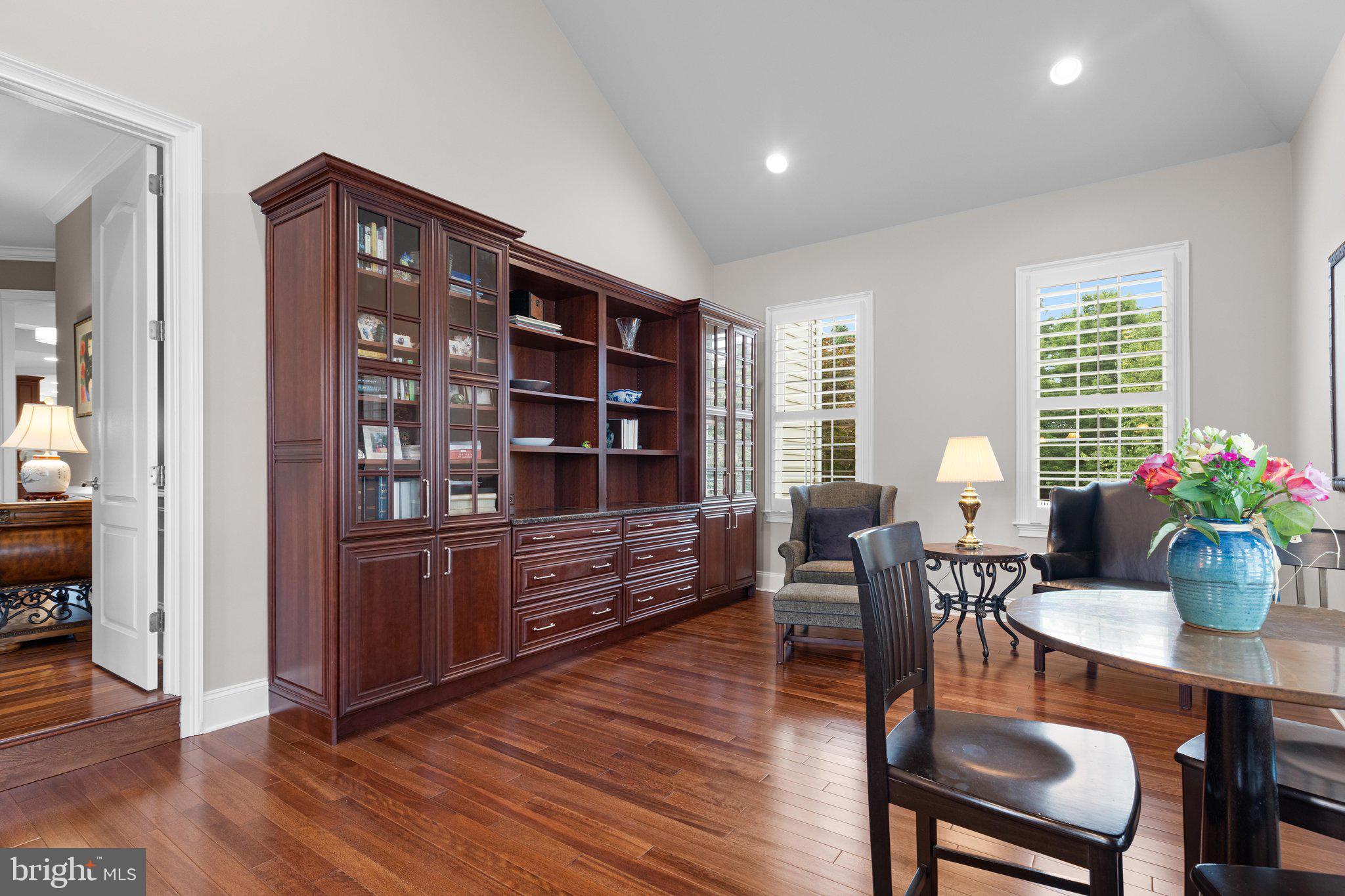 CHASE AT BELMONT COUNTRY - Residential