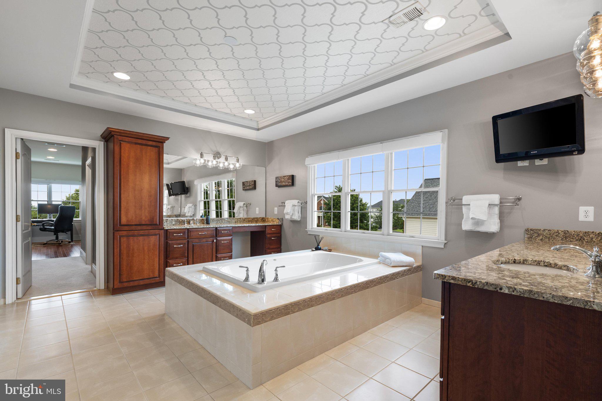 CHASE AT BELMONT COUNTRY - Residential