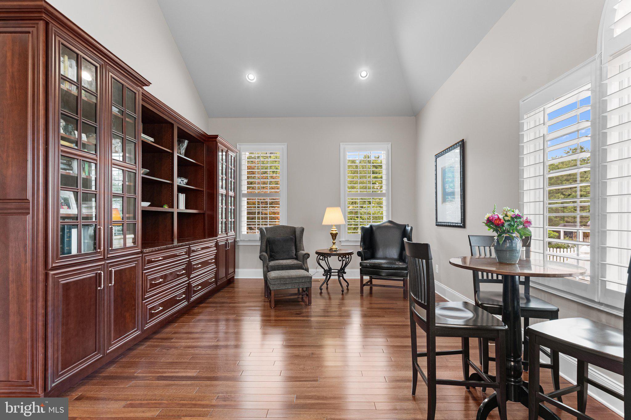 CHASE AT BELMONT COUNTRY - Residential