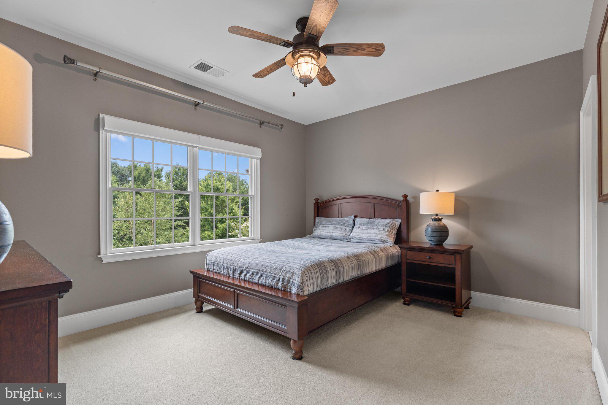 CHASE AT BELMONT COUNTRY - Residential