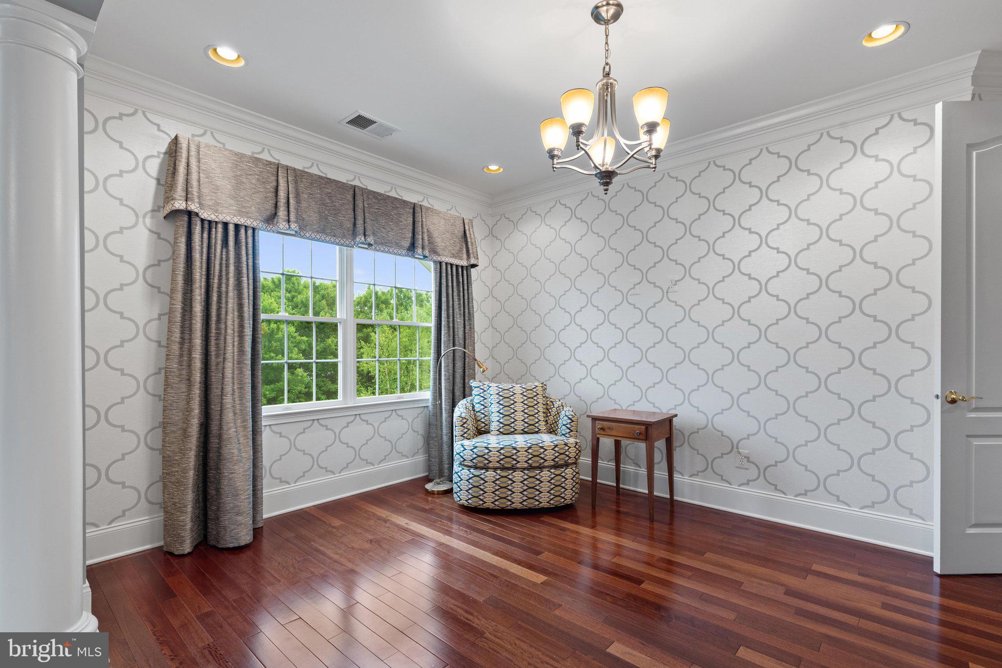 CHASE AT BELMONT COUNTRY - Residential