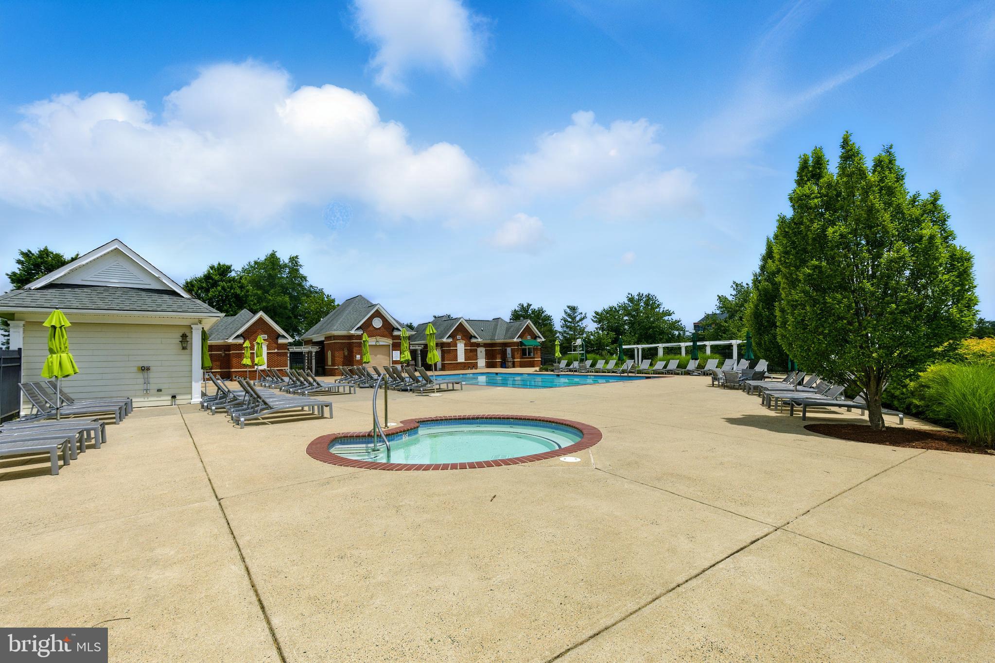 CHASE AT BELMONT COUNTRY - Residential