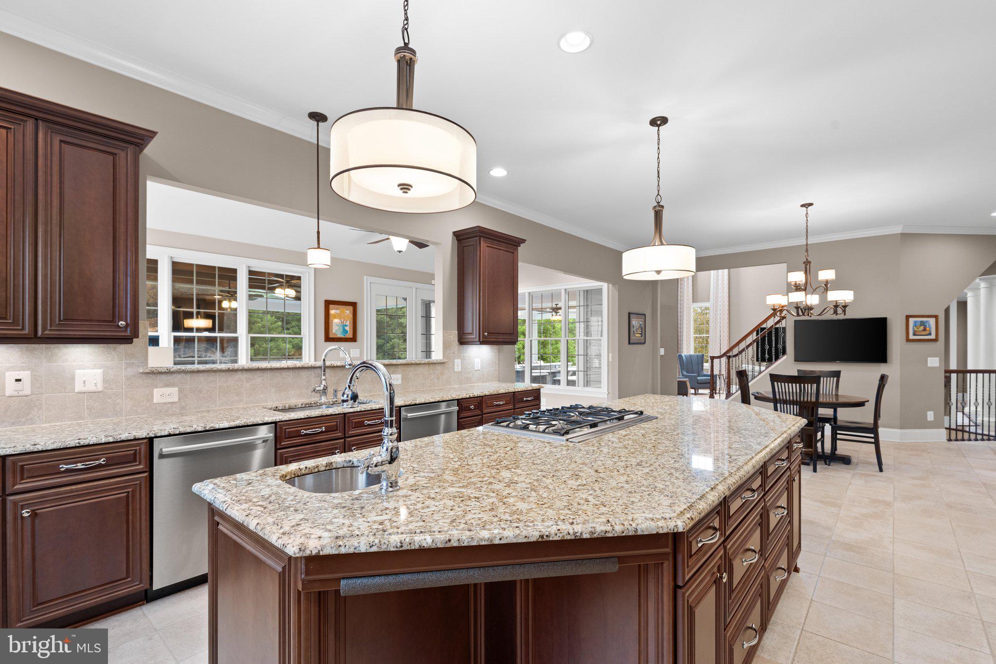 CHASE AT BELMONT COUNTRY - Residential