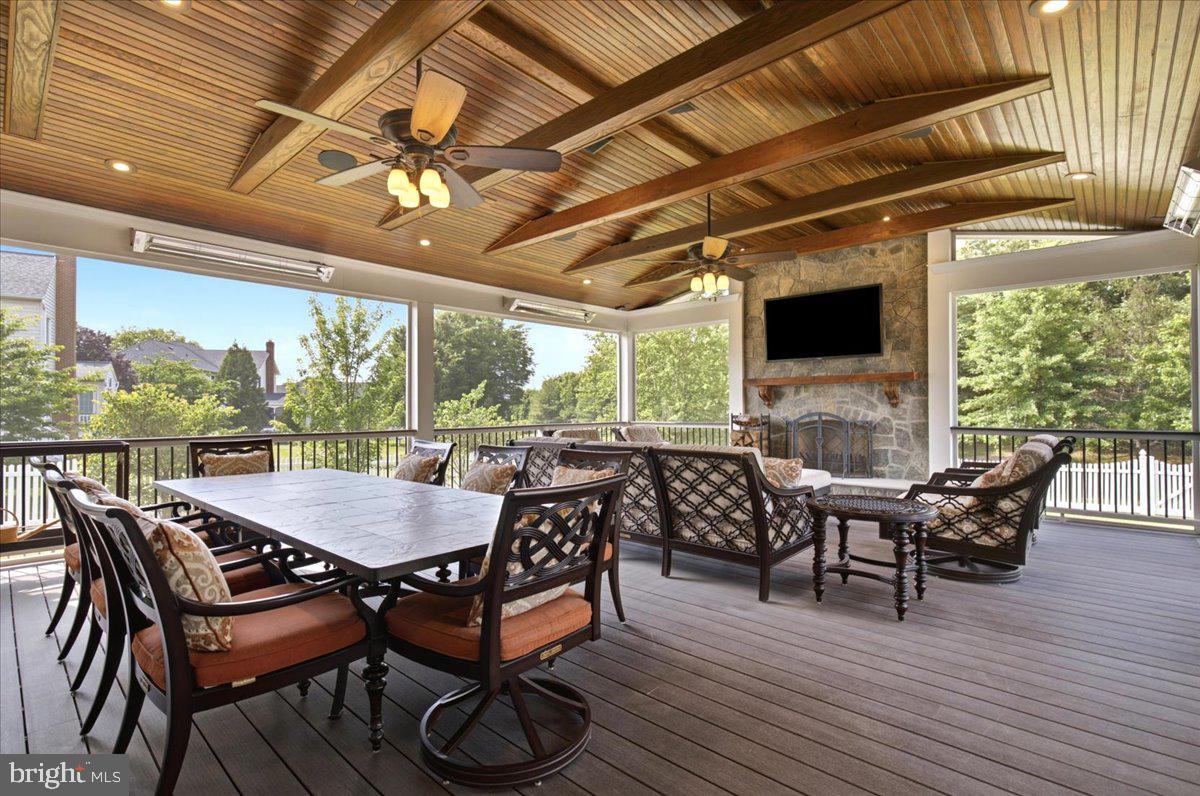 CHASE AT BELMONT COUNTRY - Residential