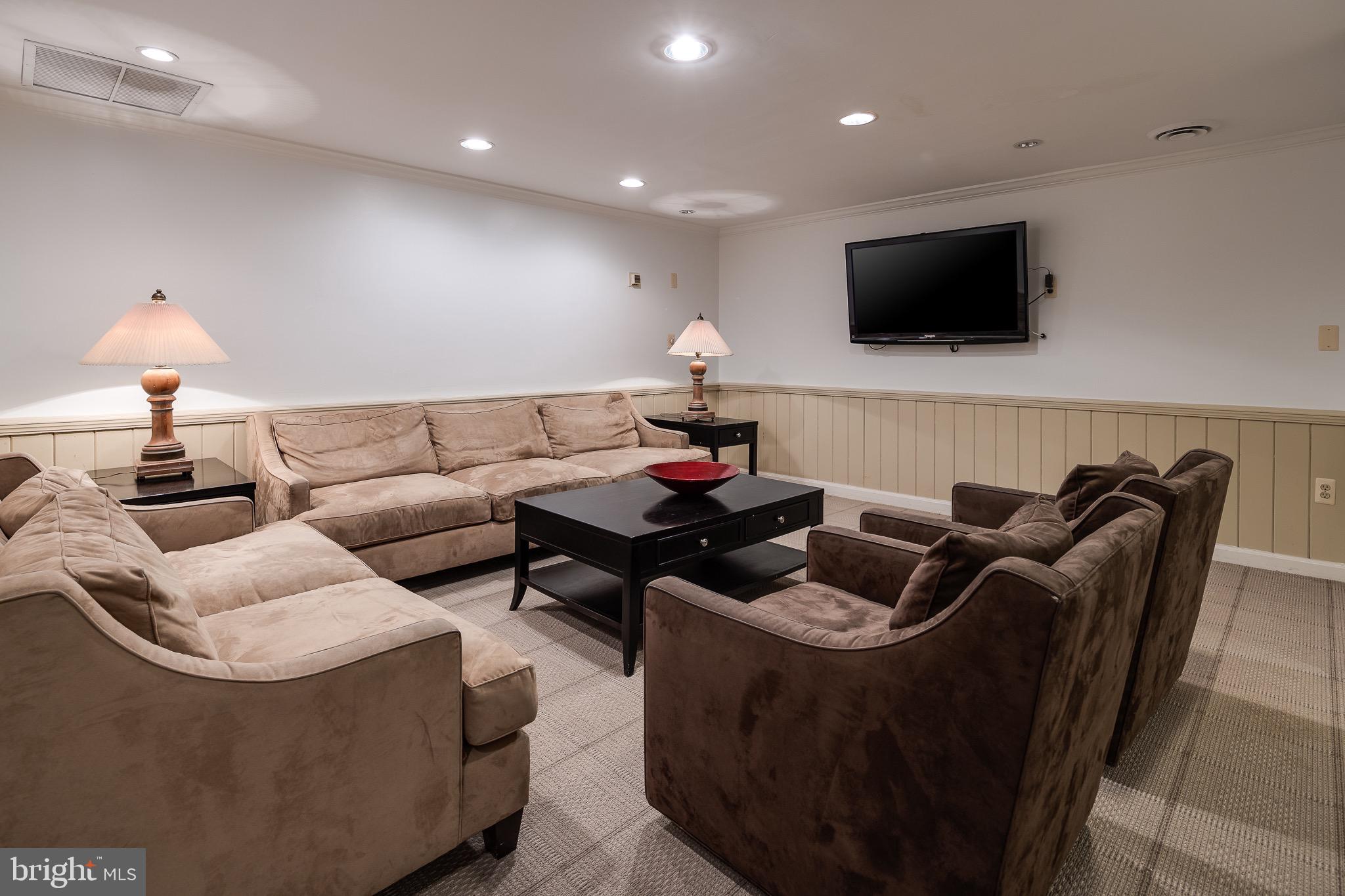 CARDINAL HOUSE - Residential Lease