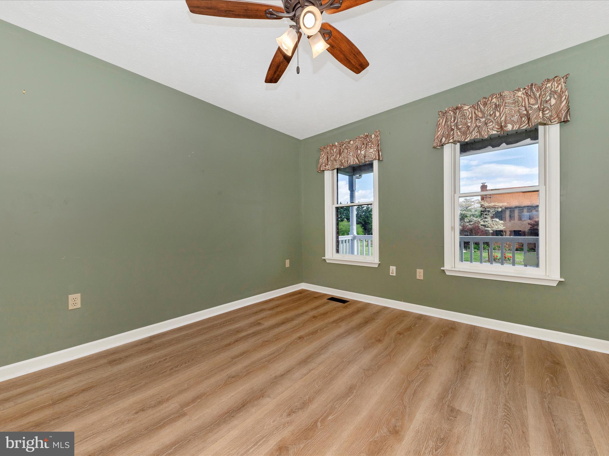 SCHAEFFERS CROSSROADS - Residential