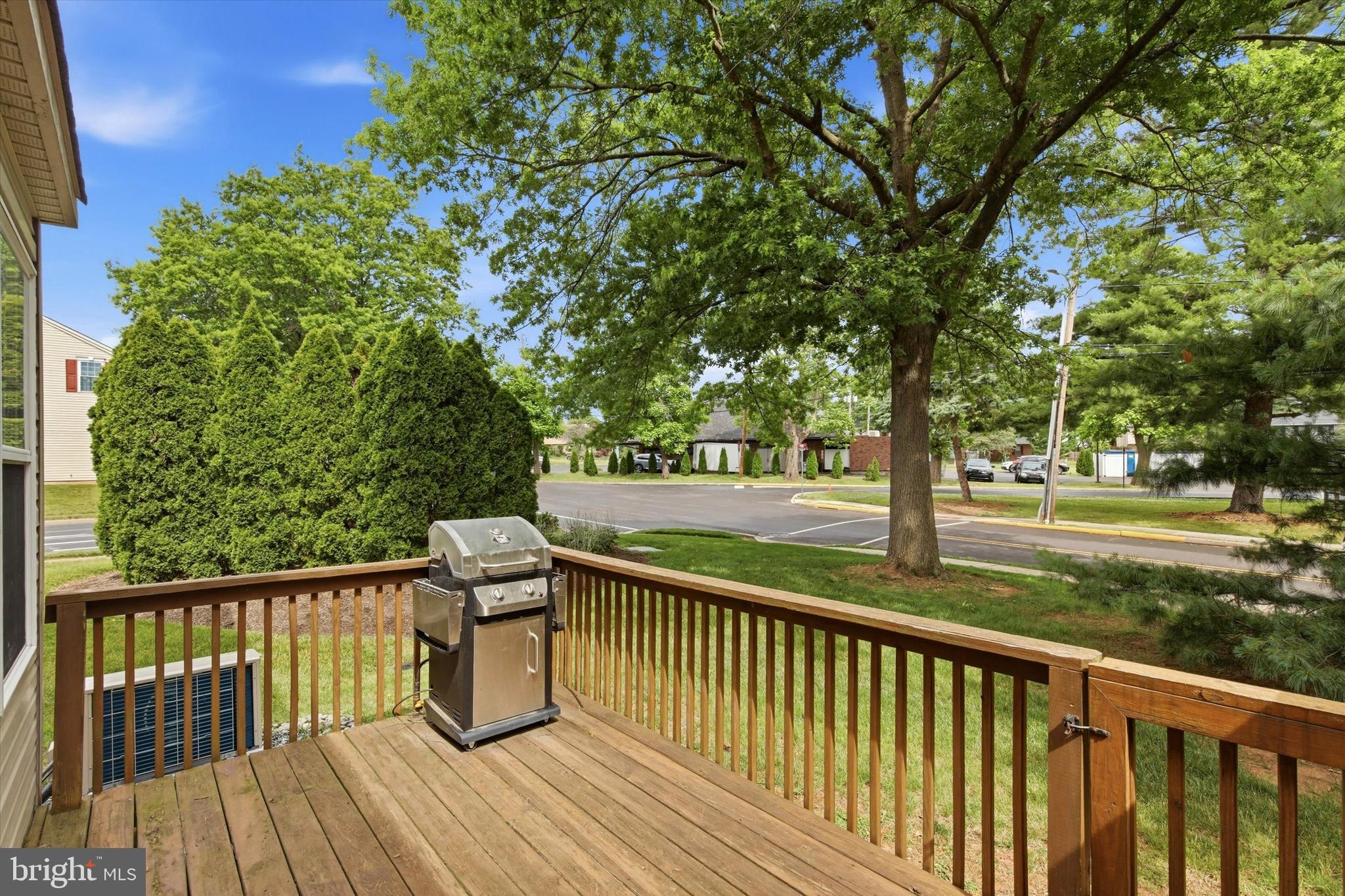 HEATHER MEADOWS - Residential