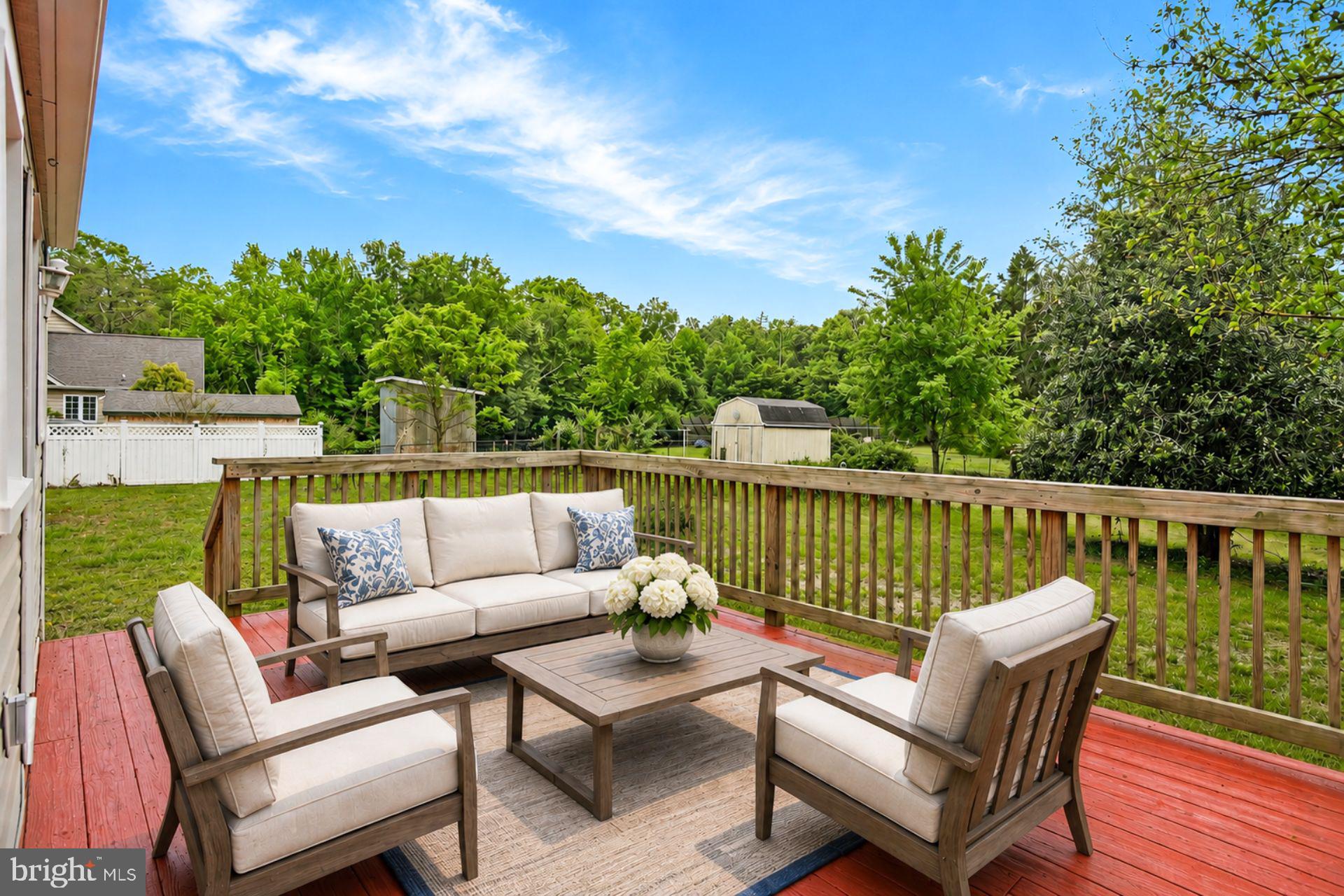 WALNUT WOODS - Residential