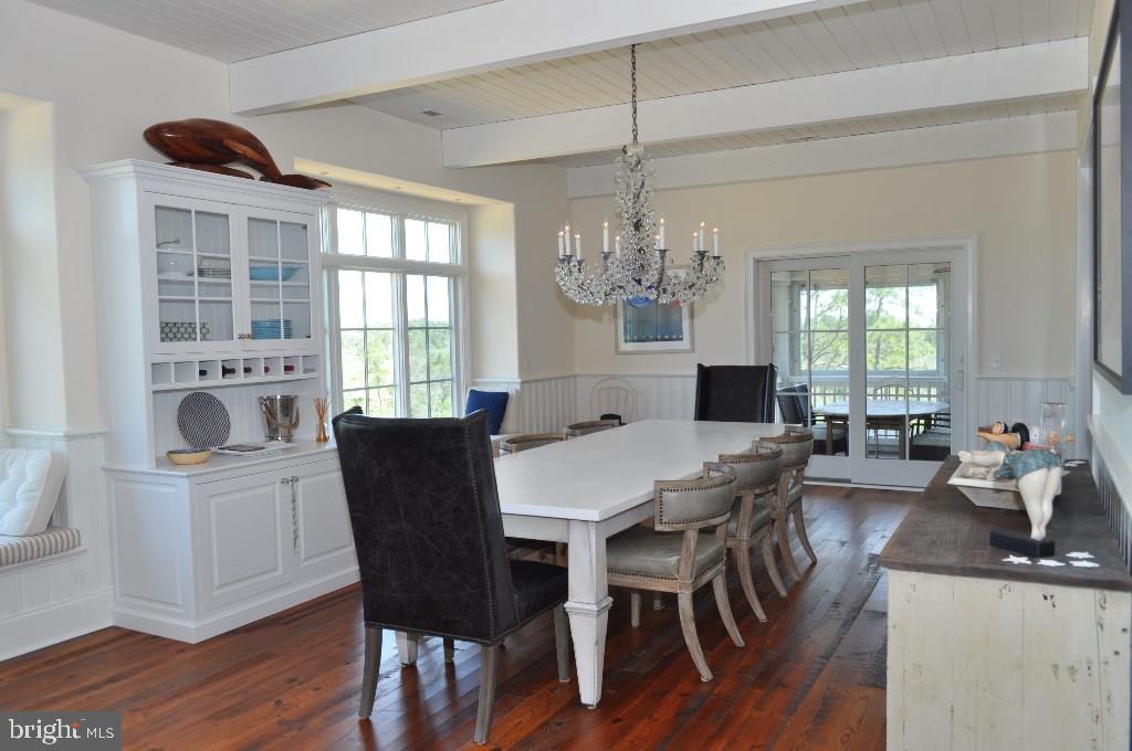 NORTH SHORES - Residential
