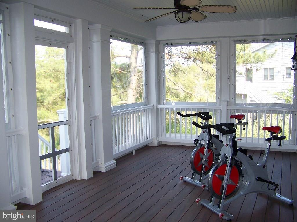 NORTH SHORES - Residential