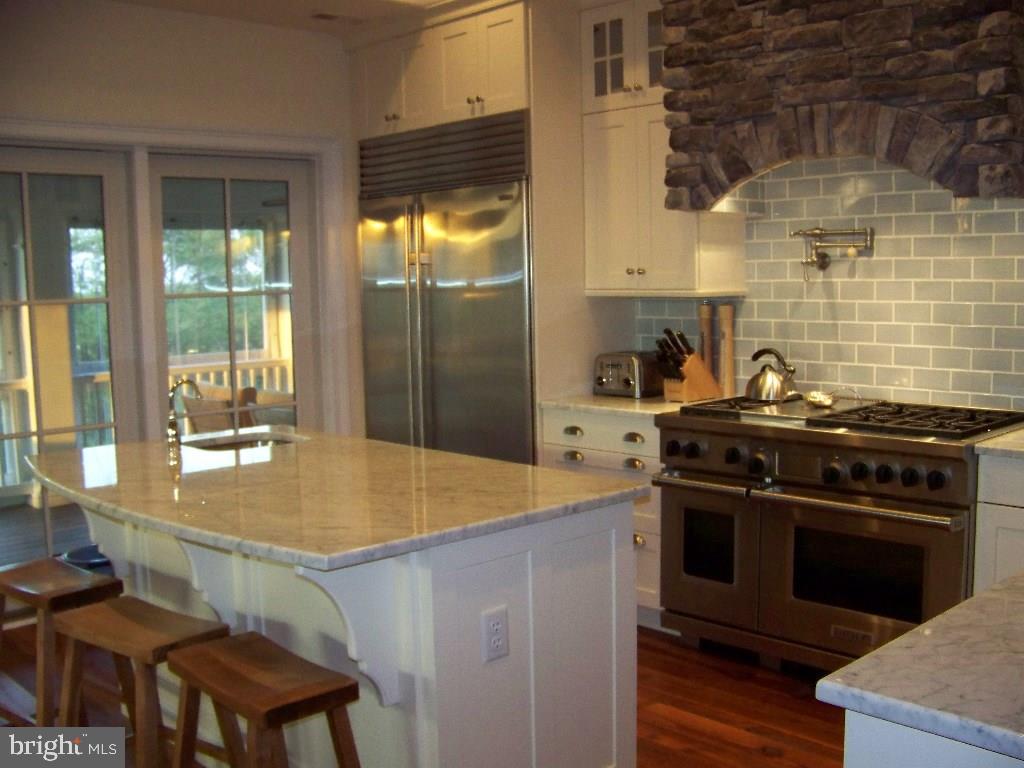 NORTH SHORES - Residential